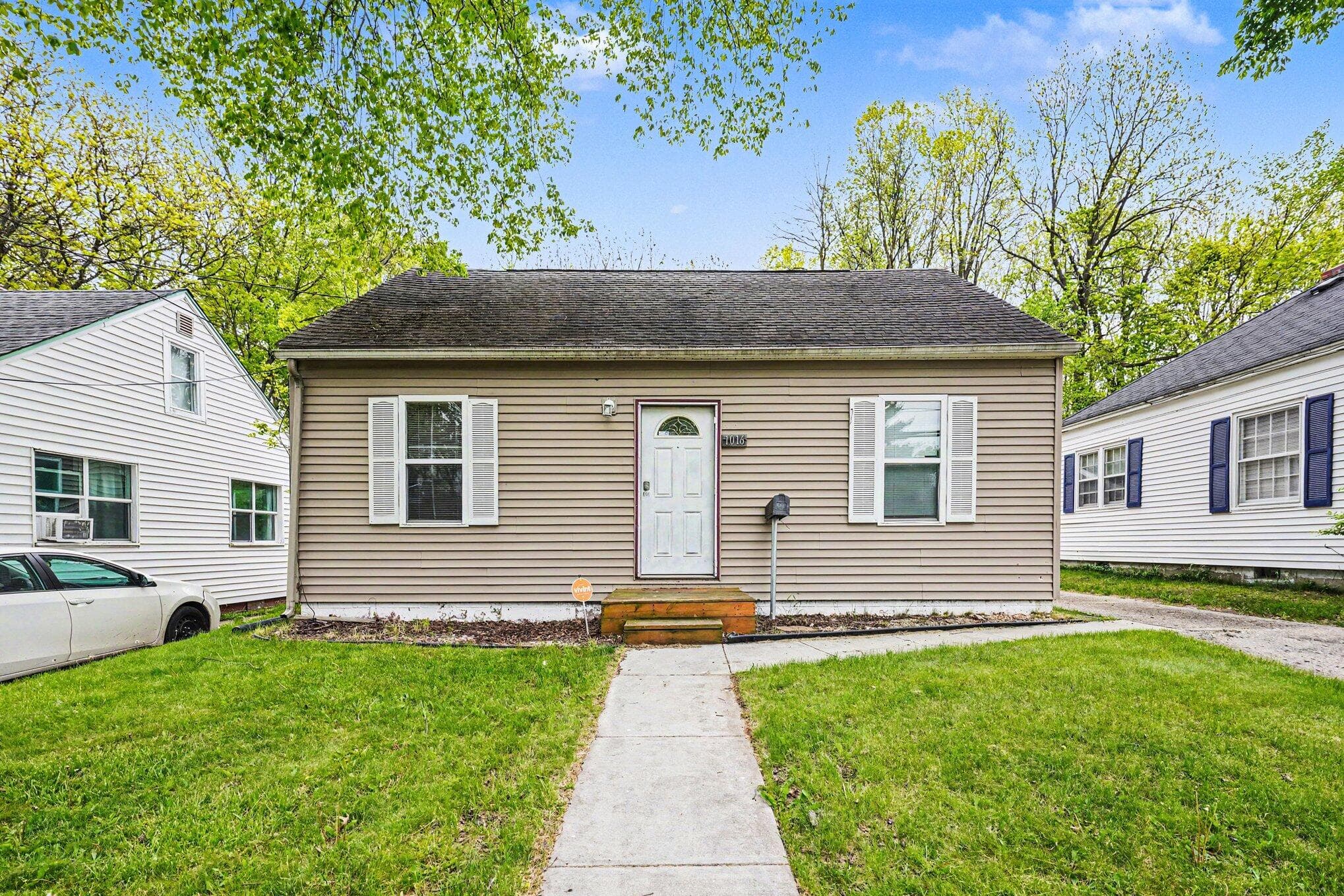1016 Palmer Kalamazoo MI 49001