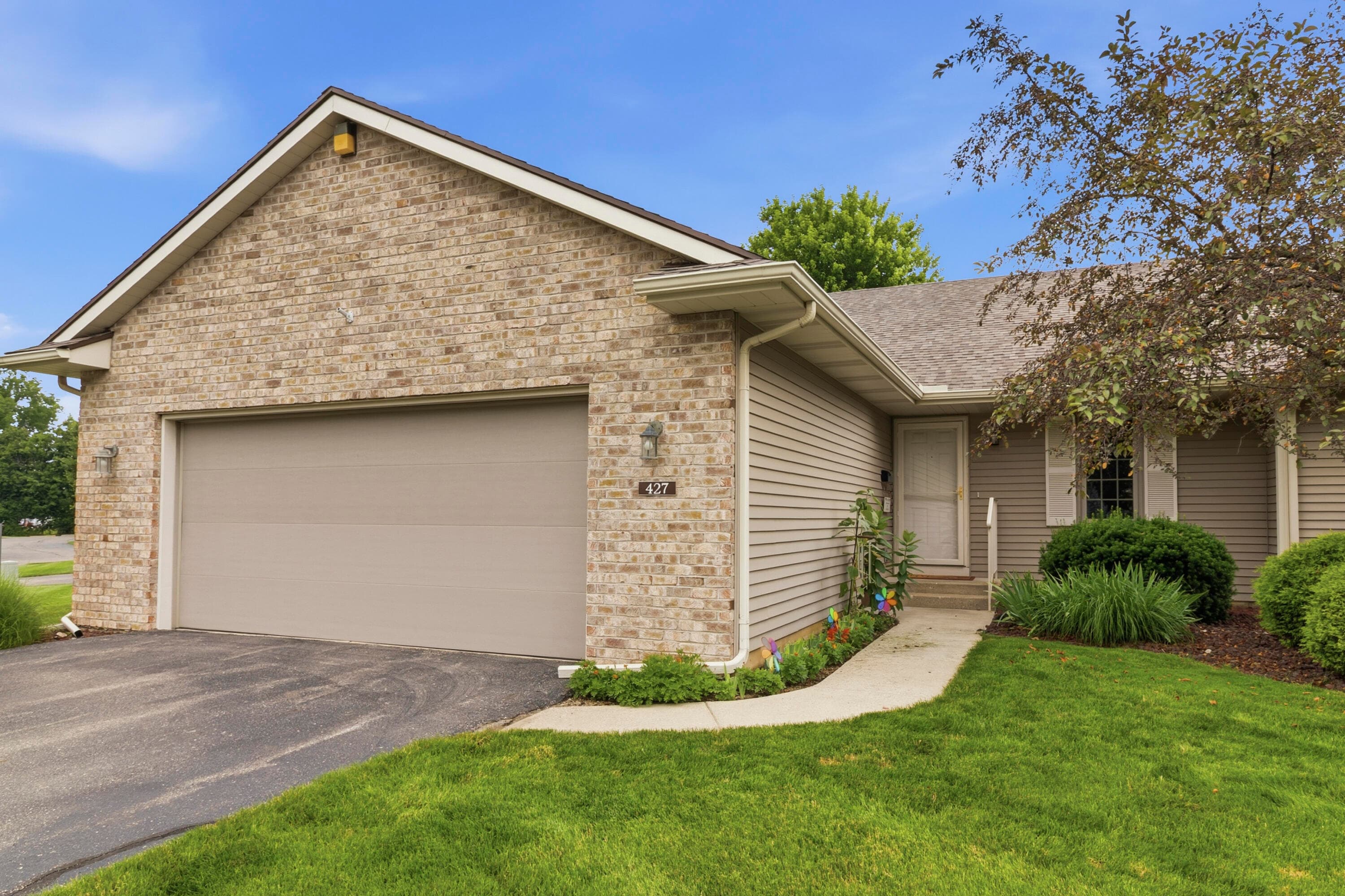 427 Falcon Wayland MI 49348