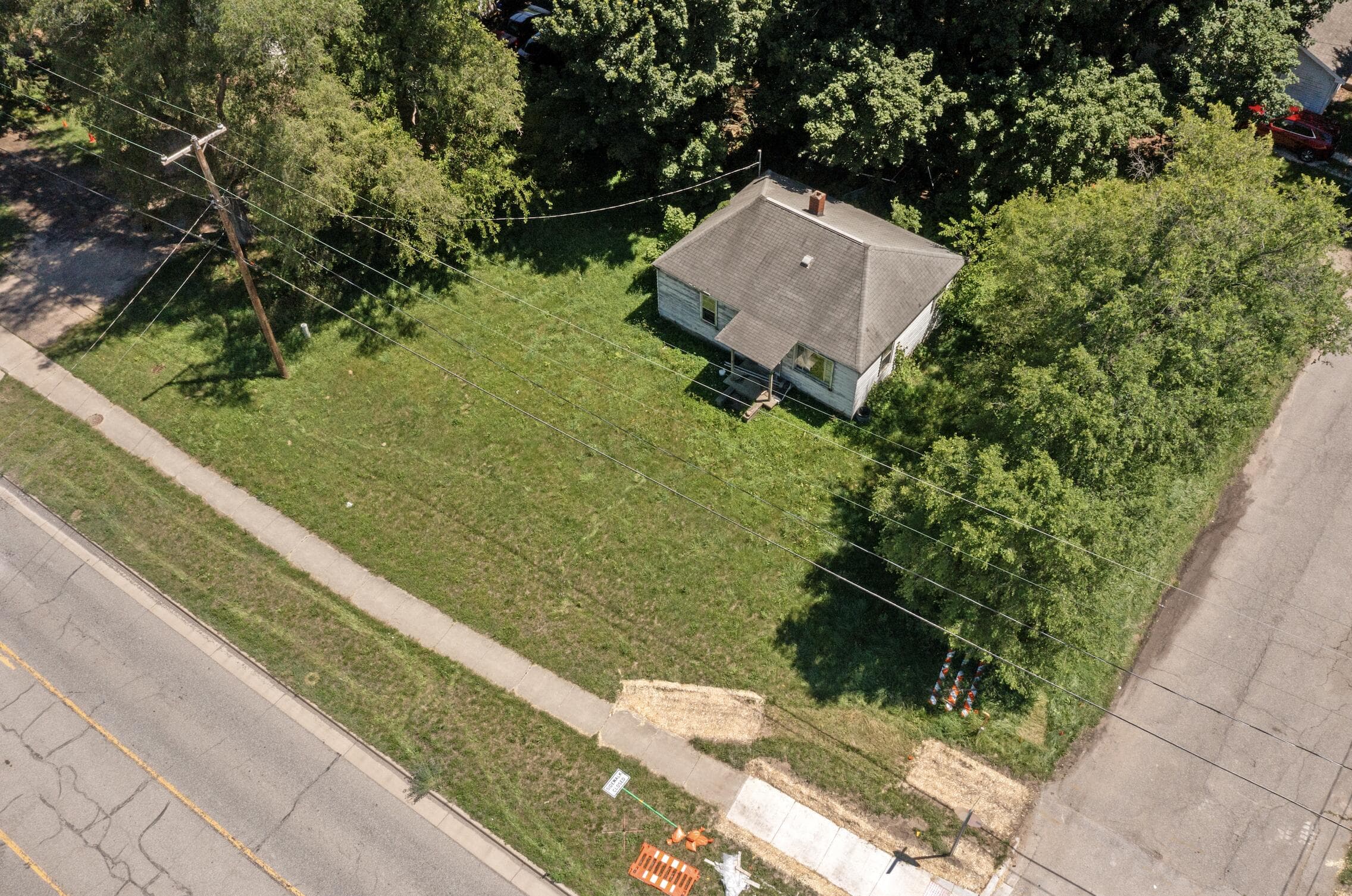 Primary property photo