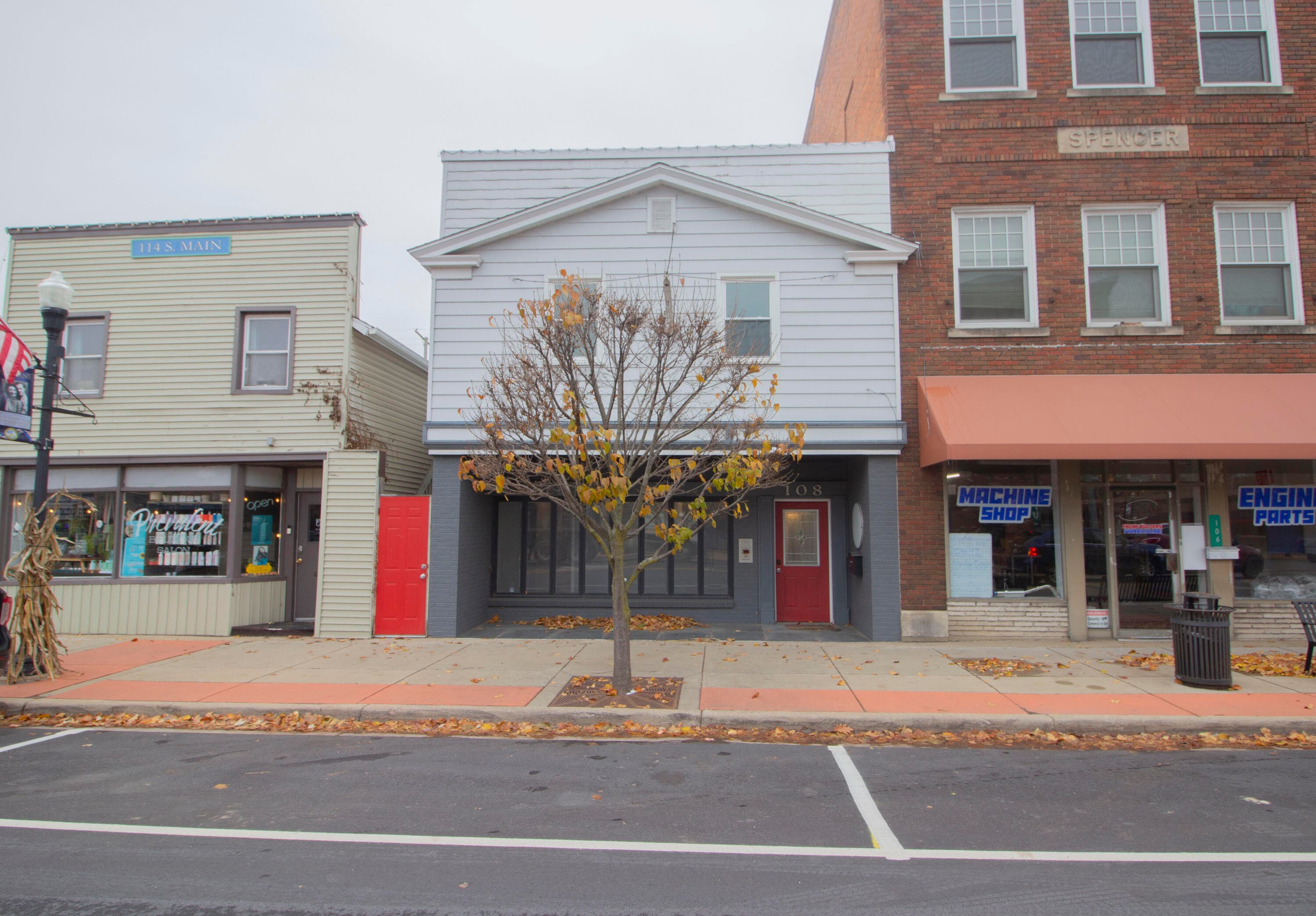 108 Main Plainwell MI 49080