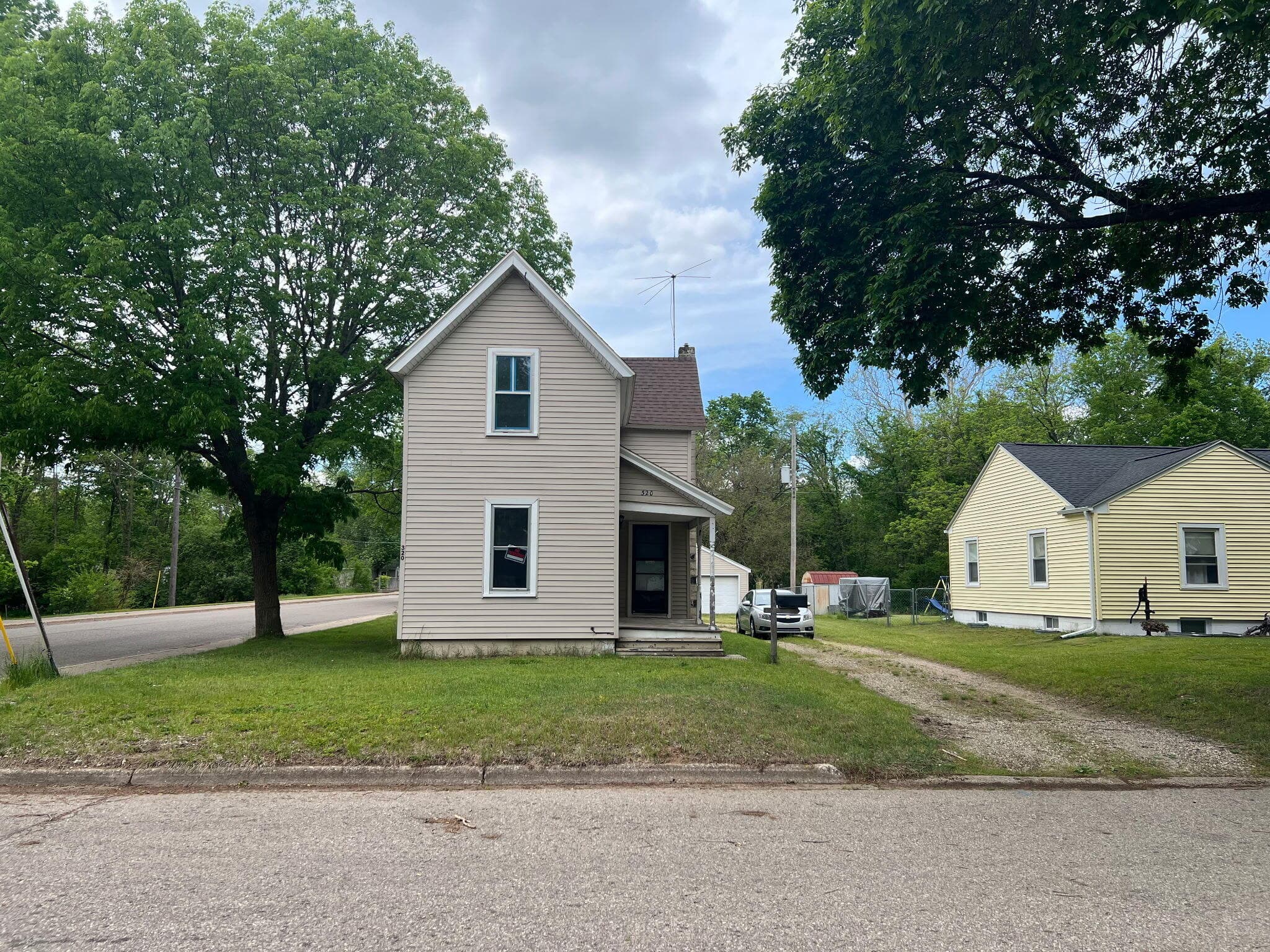 320 Morrell Plainwell MI 49080