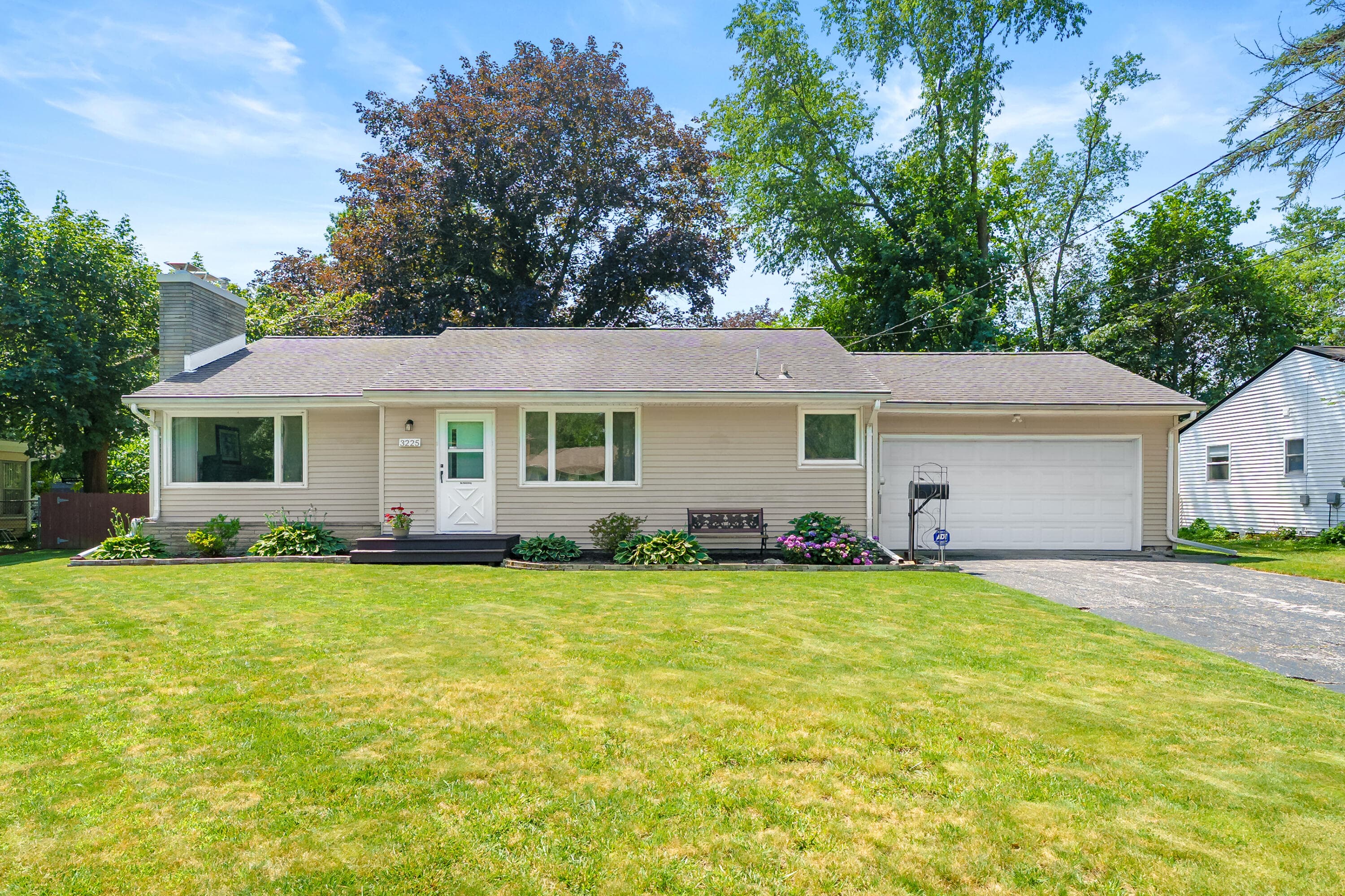 3225 Cranbrook Kalamazoo MI 49006