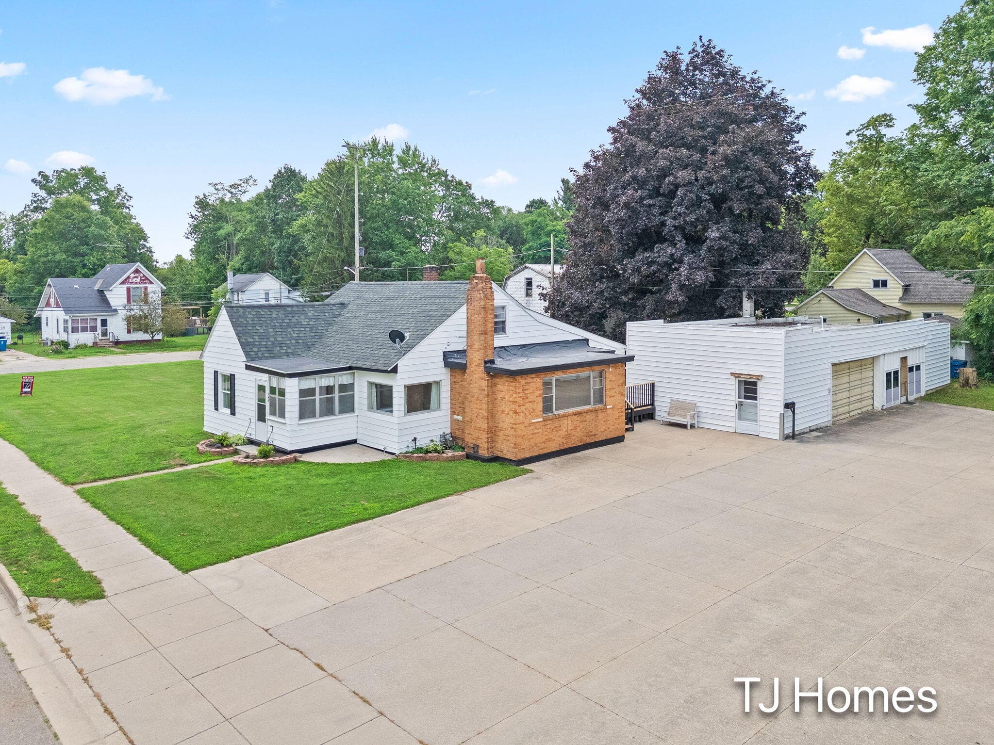 146 Hanlon Wayland MI 49348