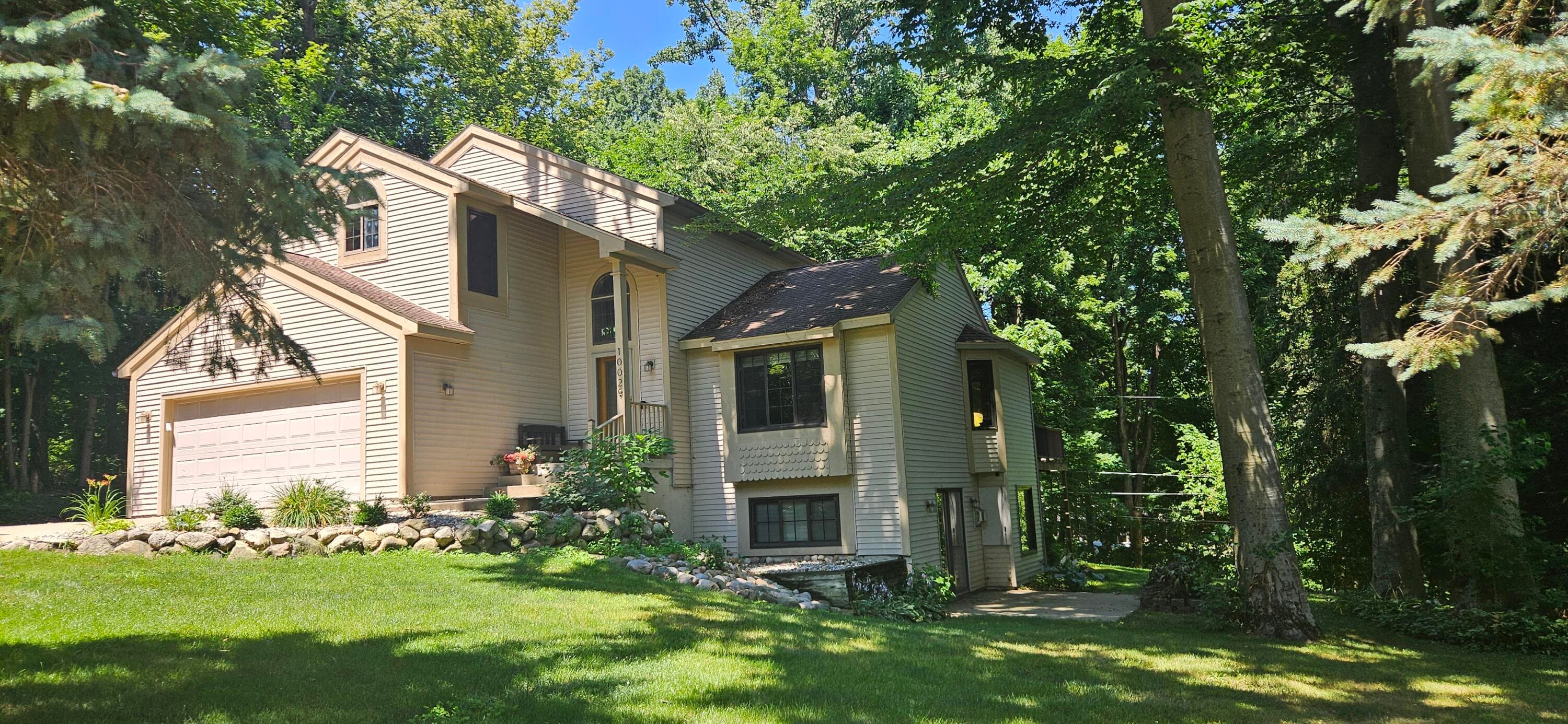 10029 Wildwood Richland MI 49083