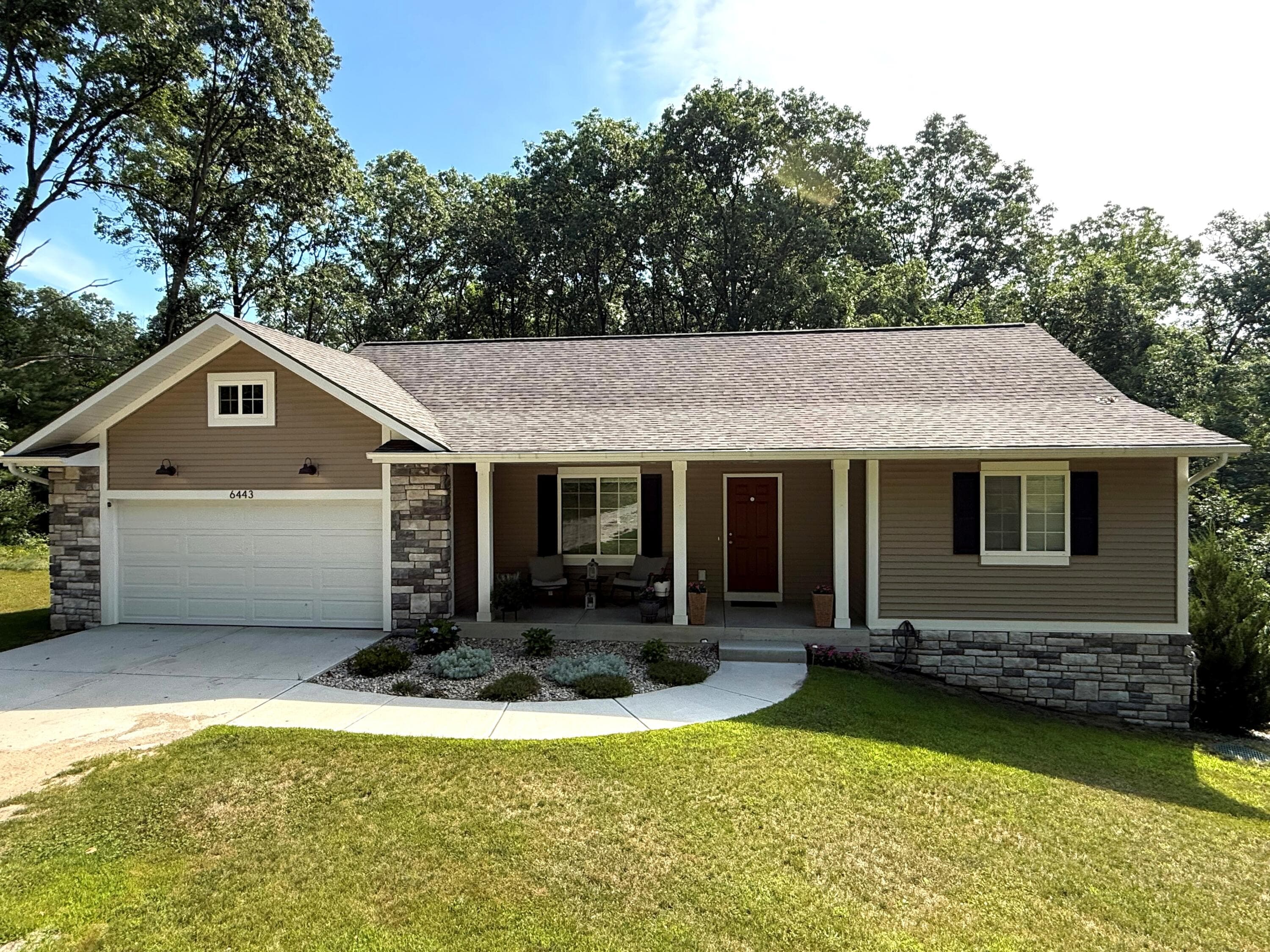 6443 Lindsey Delton MI 49046