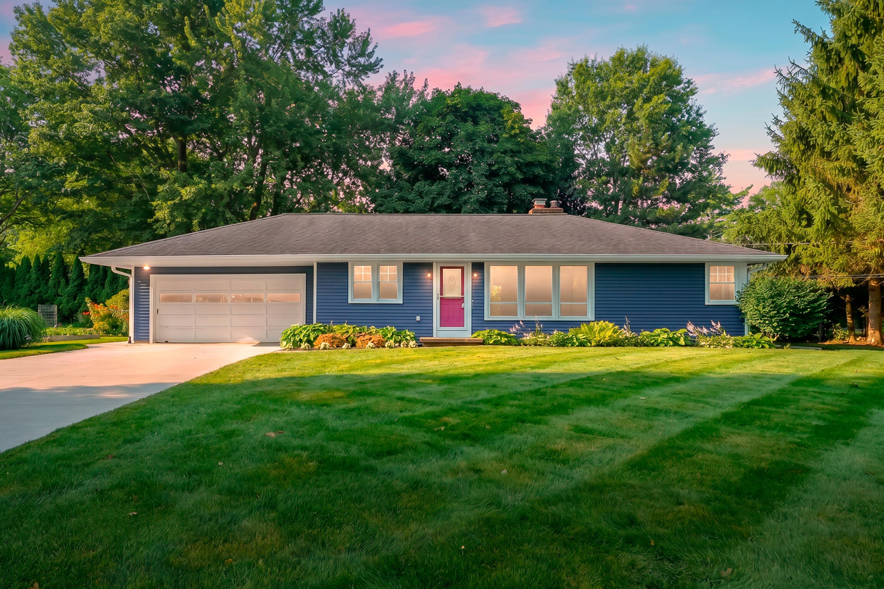 Primary property photo