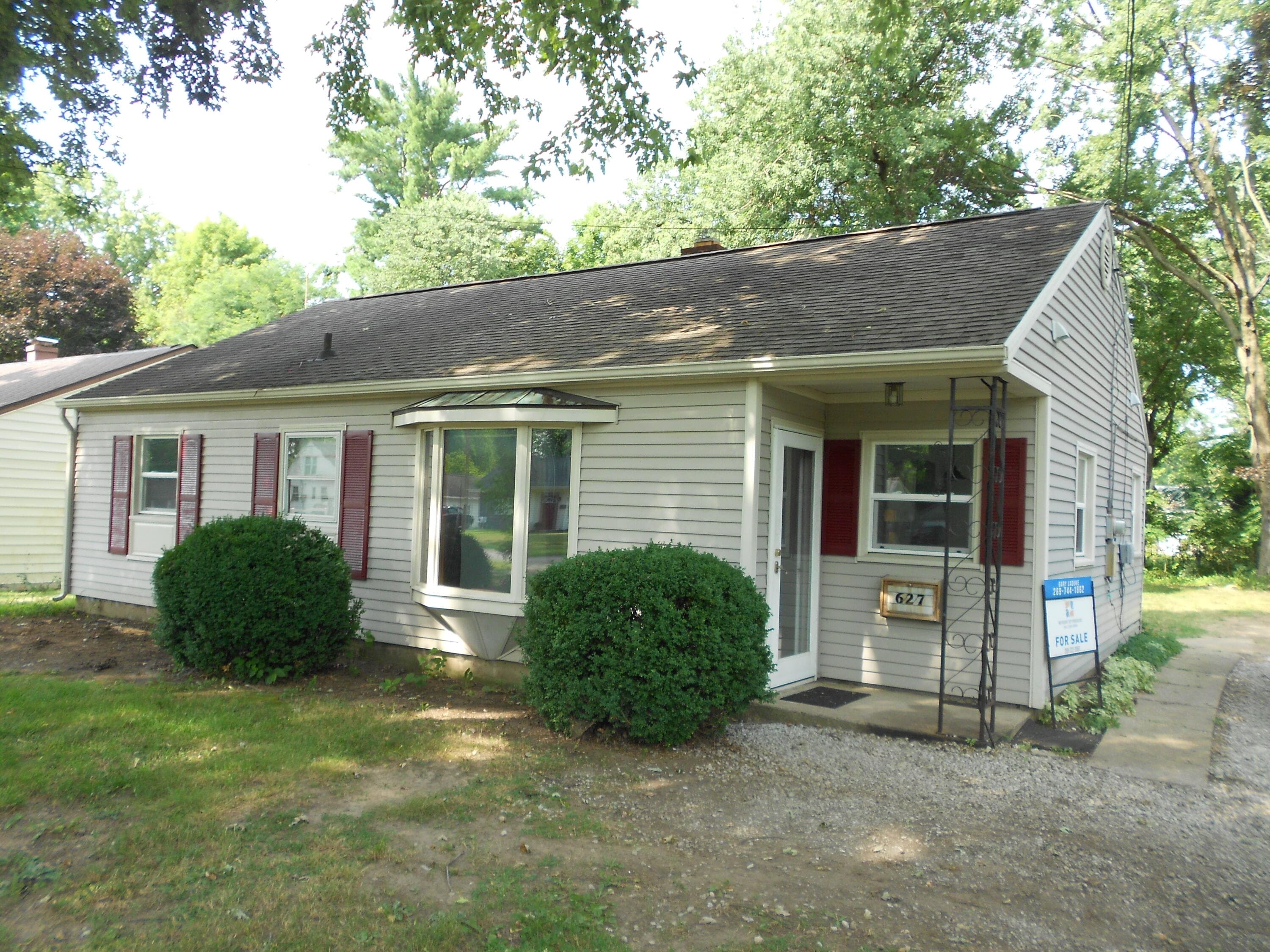 627 Clearview Kalamazoo MI 49048