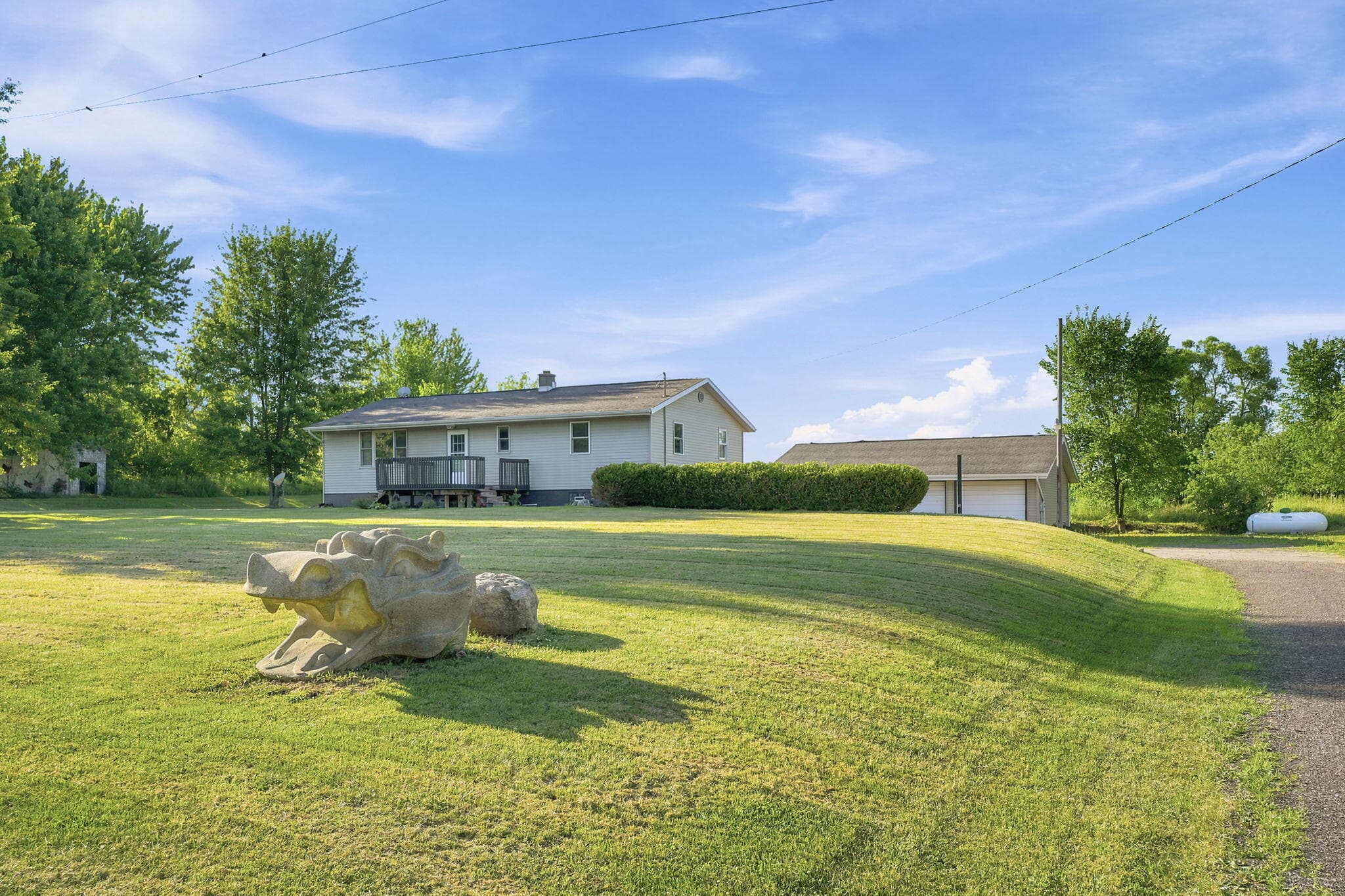 617 137th Wayland MI 49348
