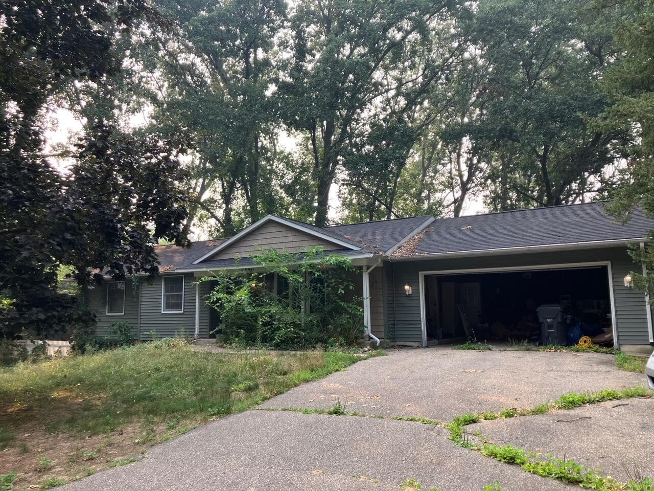 Primary property photo