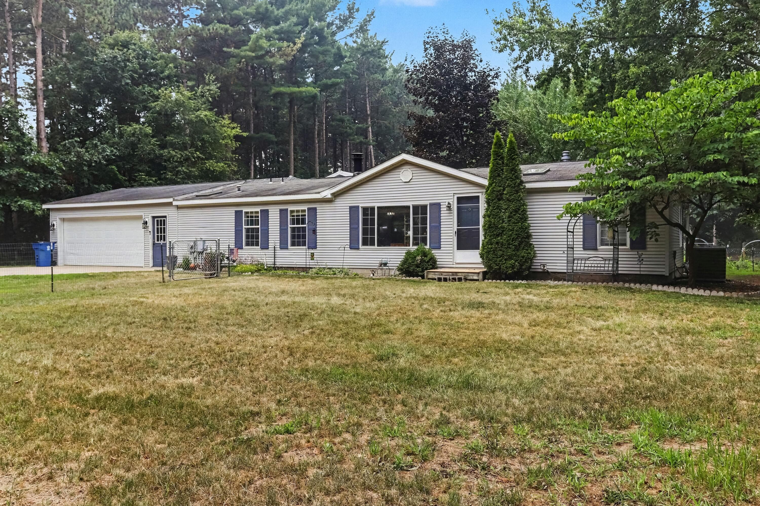6690 Dennison Plainwell MI 49080