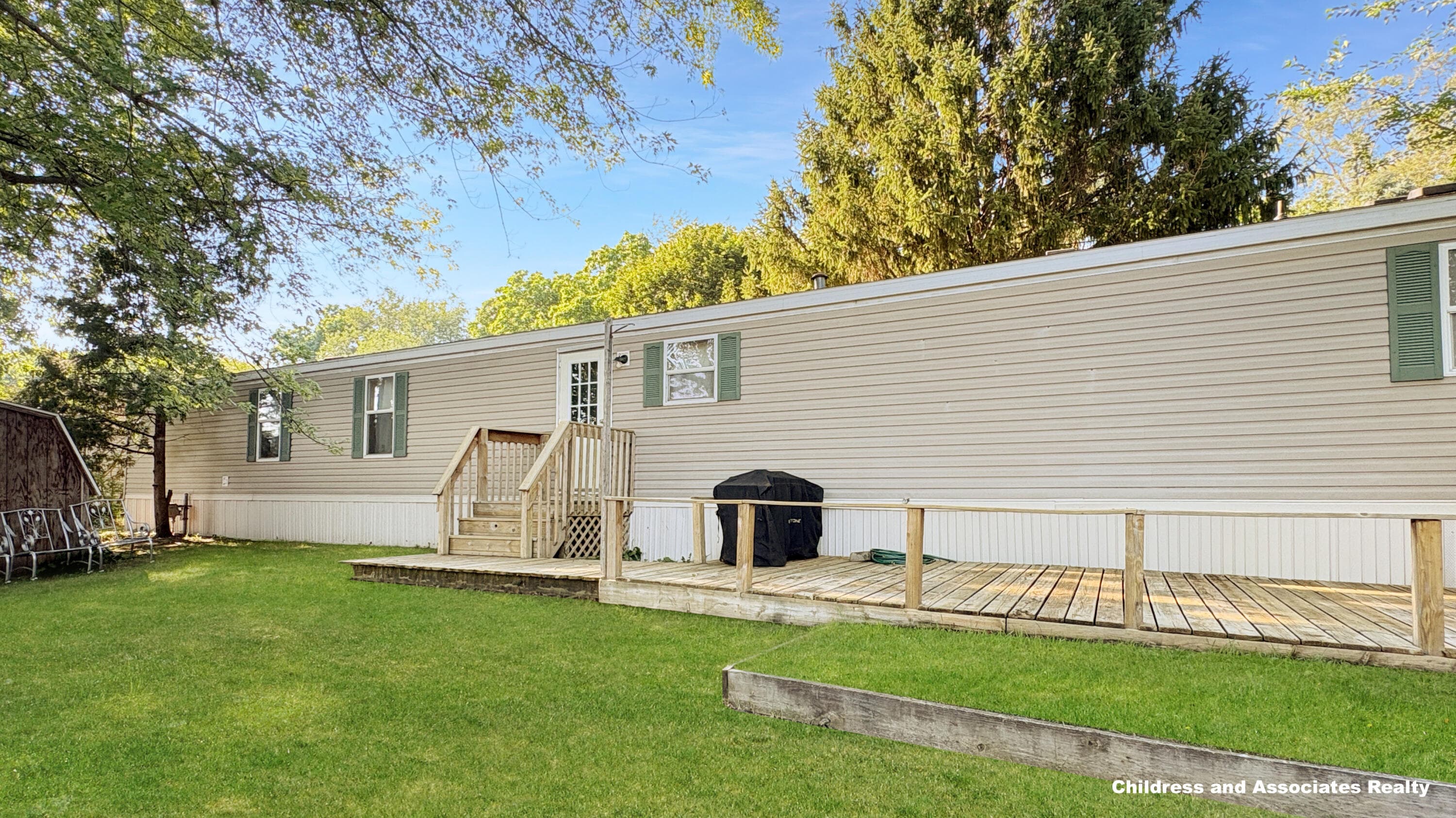 12851 Charles Wayland MI 49348
