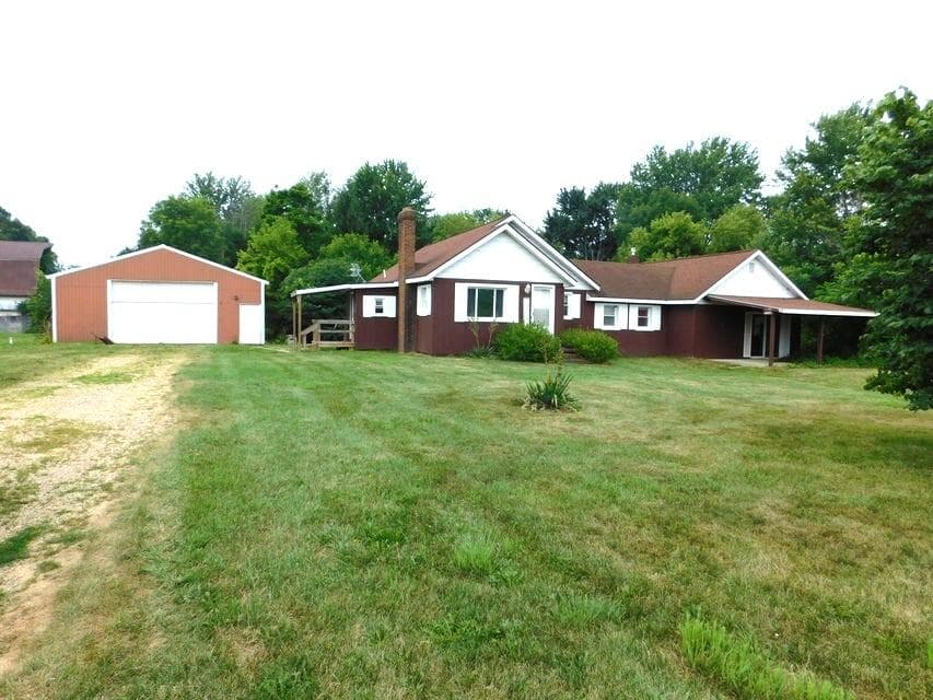 616 32nd Allegan MI 49010
