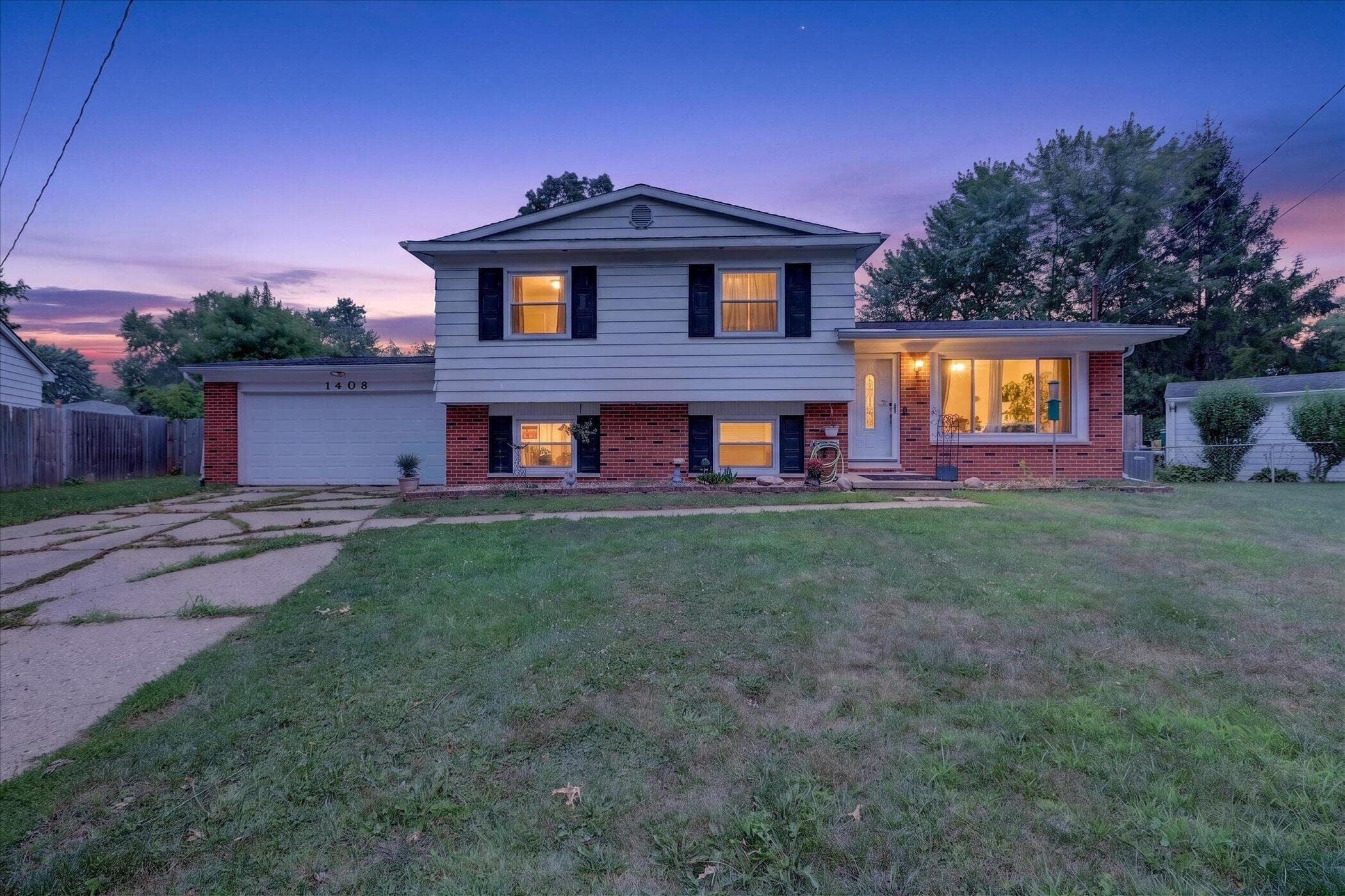 1408 Regina Portage MI 49024