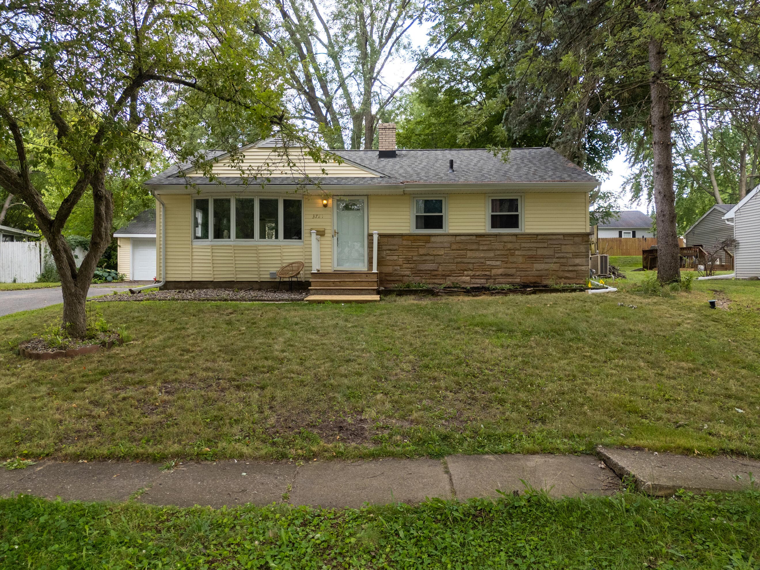 3721 Devonshire Kalamazoo MI 49006