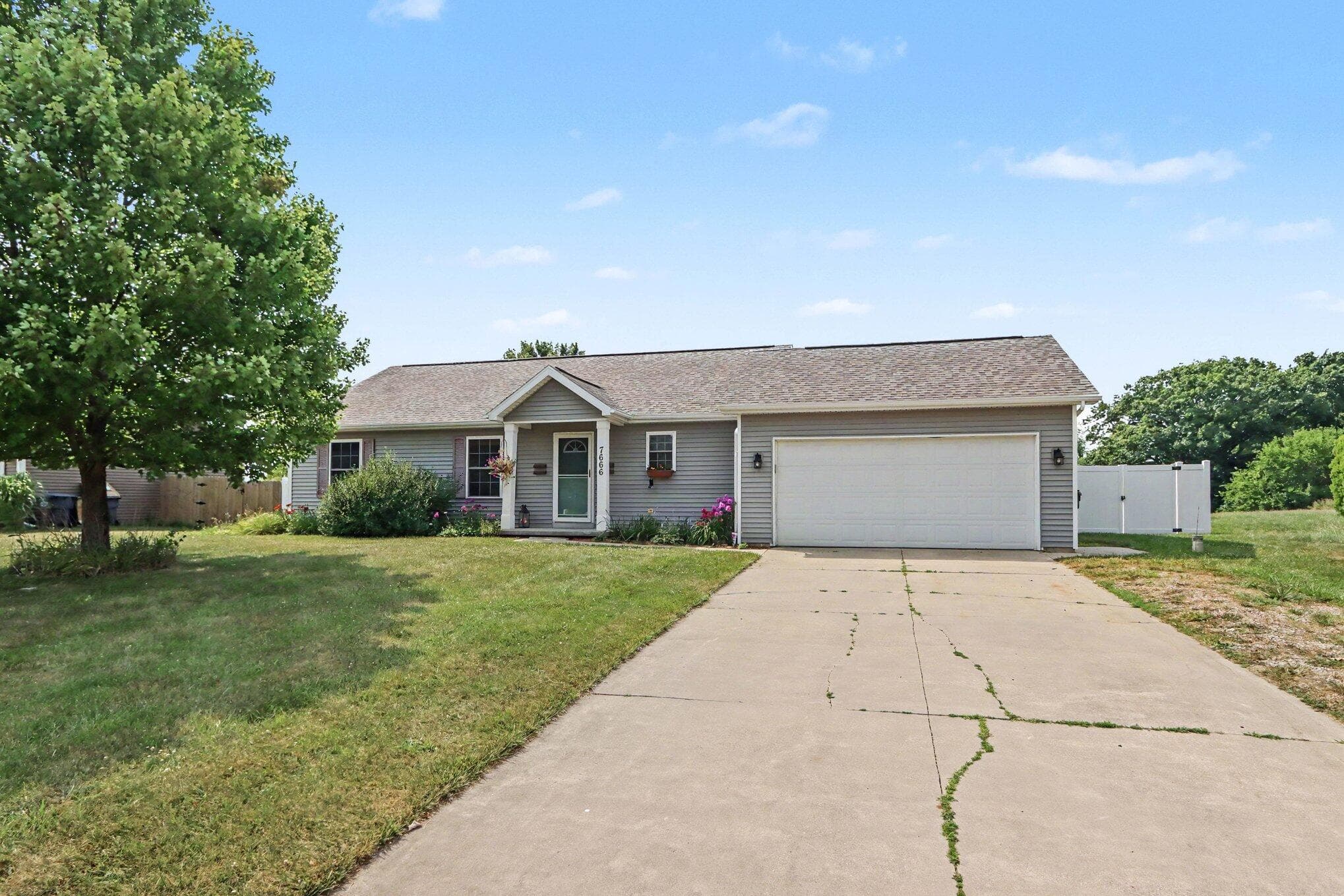 7666 Stermer Kalamazoo MI 49048