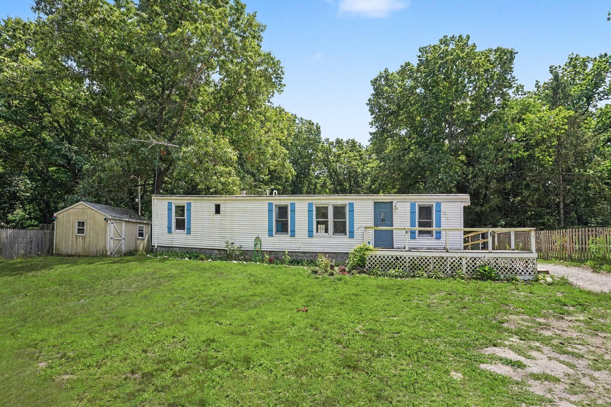 29201 Jewells Lawton MI 49065