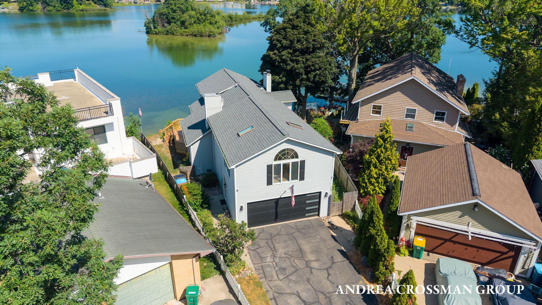 567 Breezy Bluff Battle Creek MI 49015