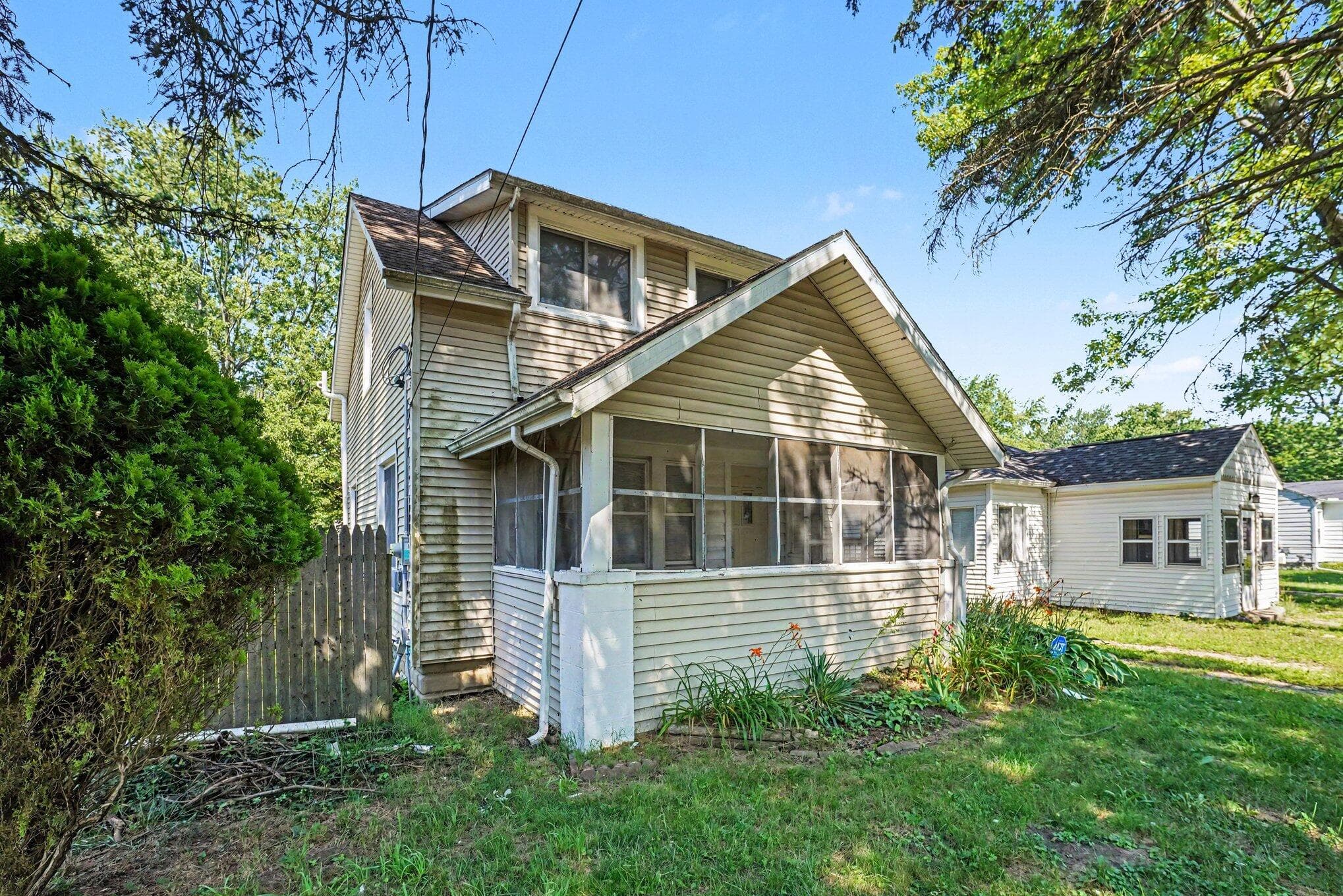 539 Dayton Kalamazoo MI 49048