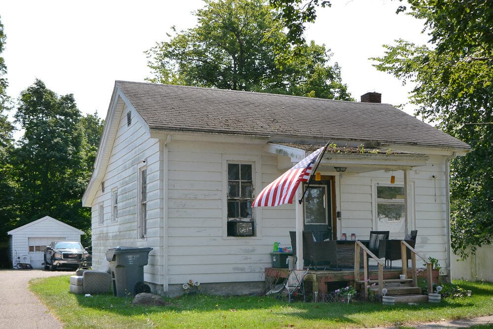 210 Brown Paw Paw MI 49079