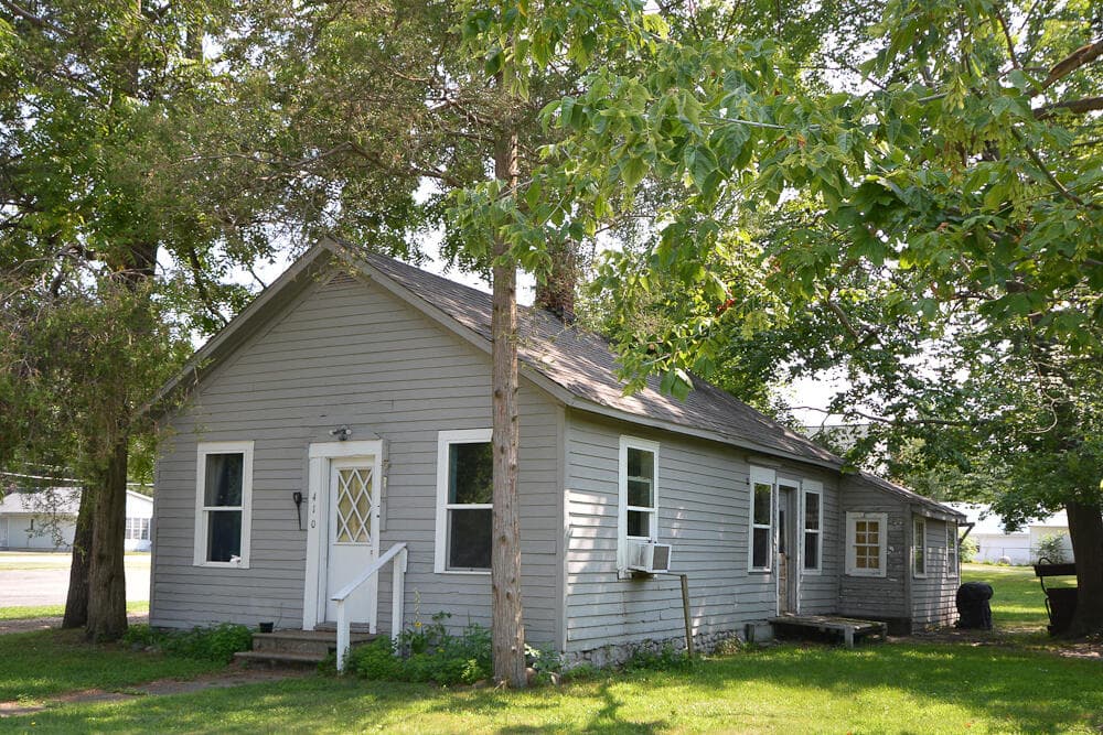 410 Lagrave Paw Paw MI 49079