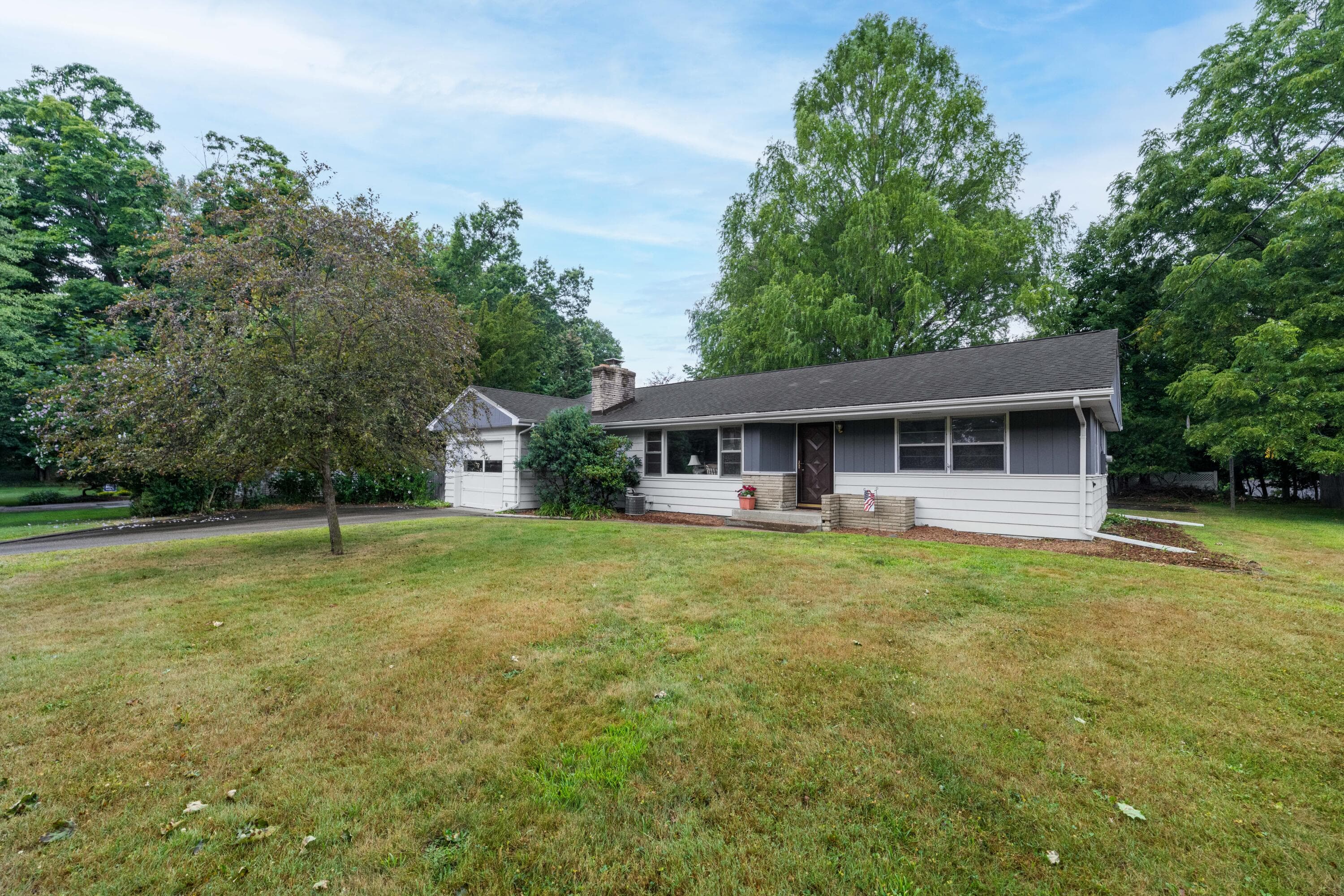 4342 Old Colony Kalamazoo MI 49008