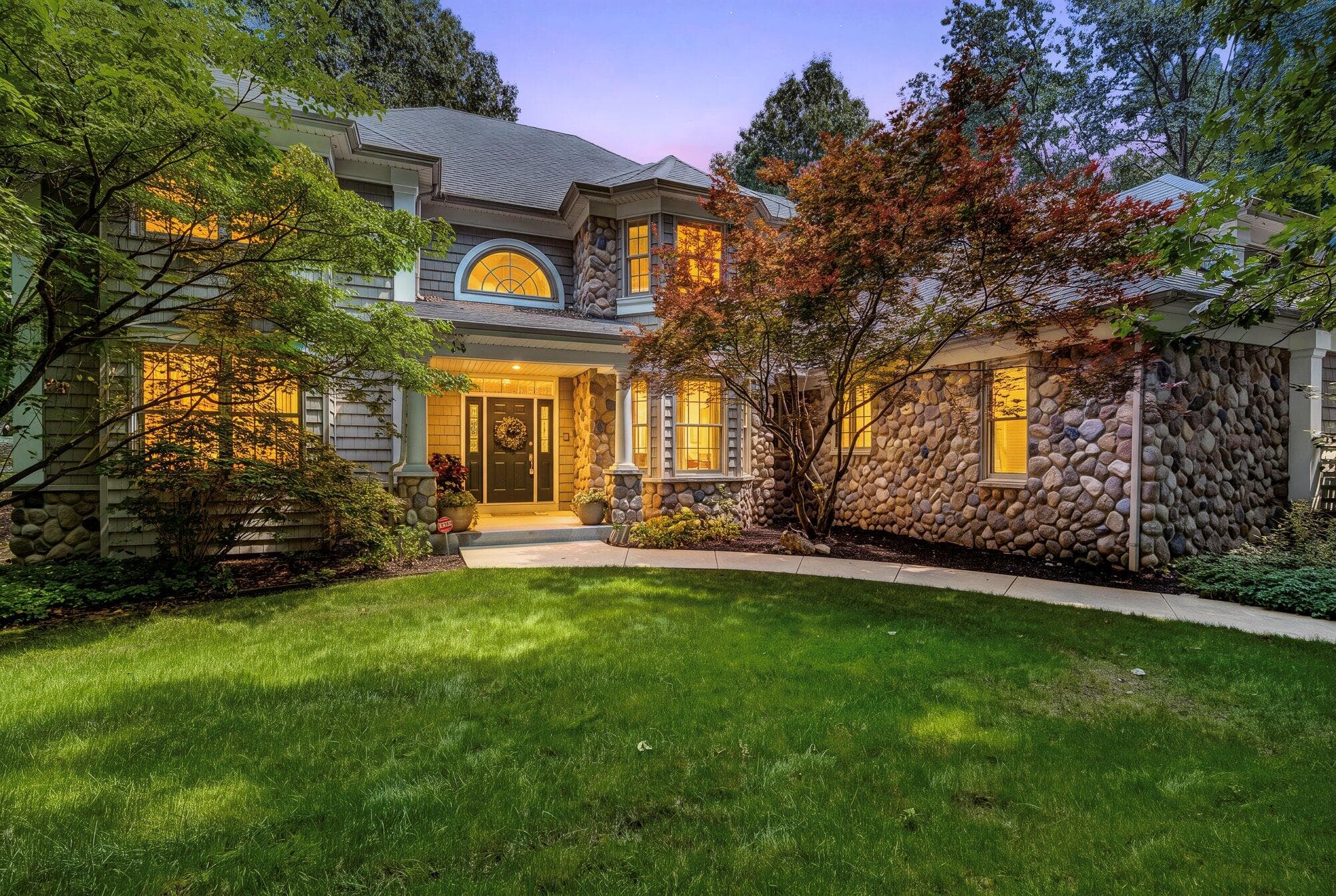 6418 Whitney Woods Richland MI 49083