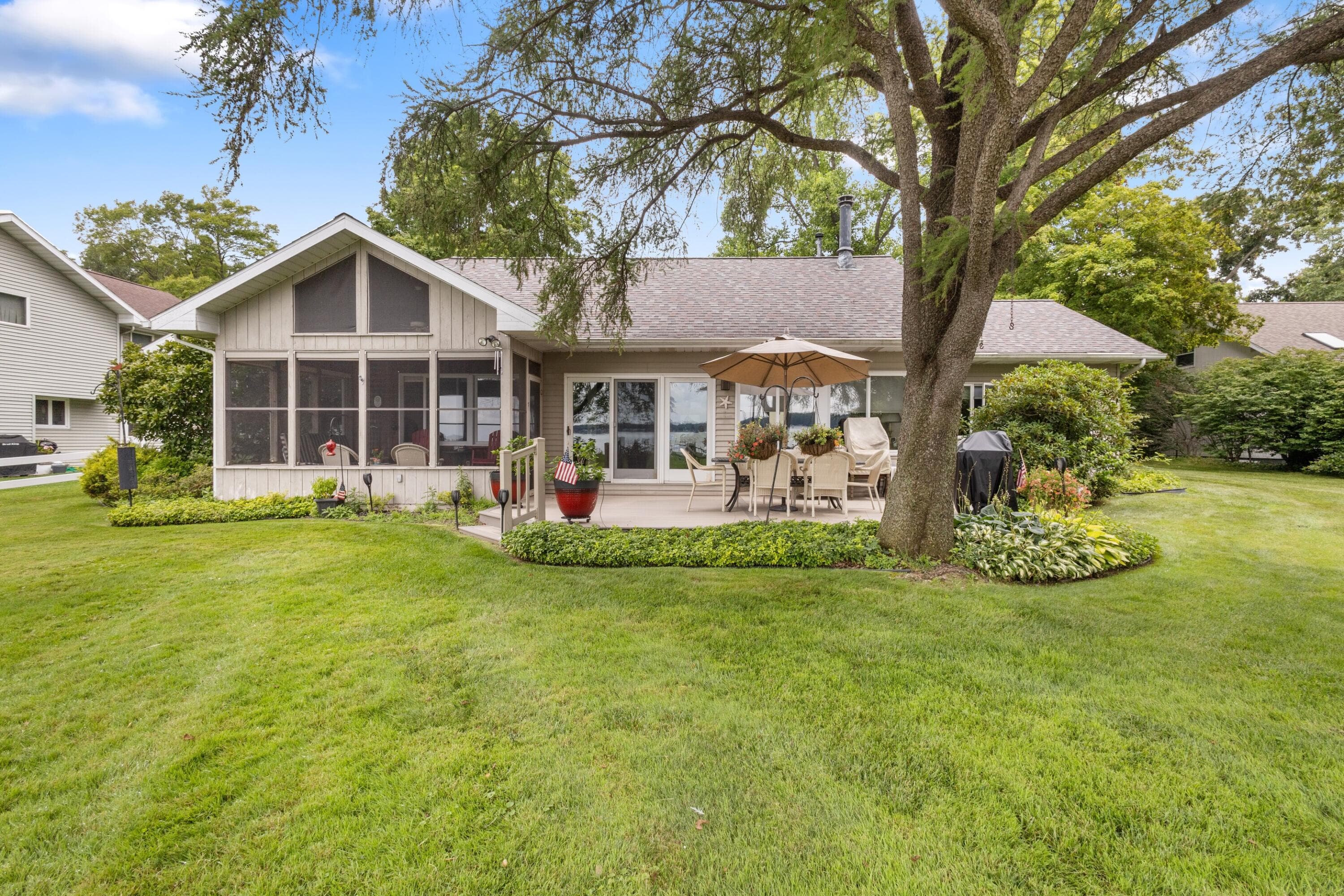 Primary property photo