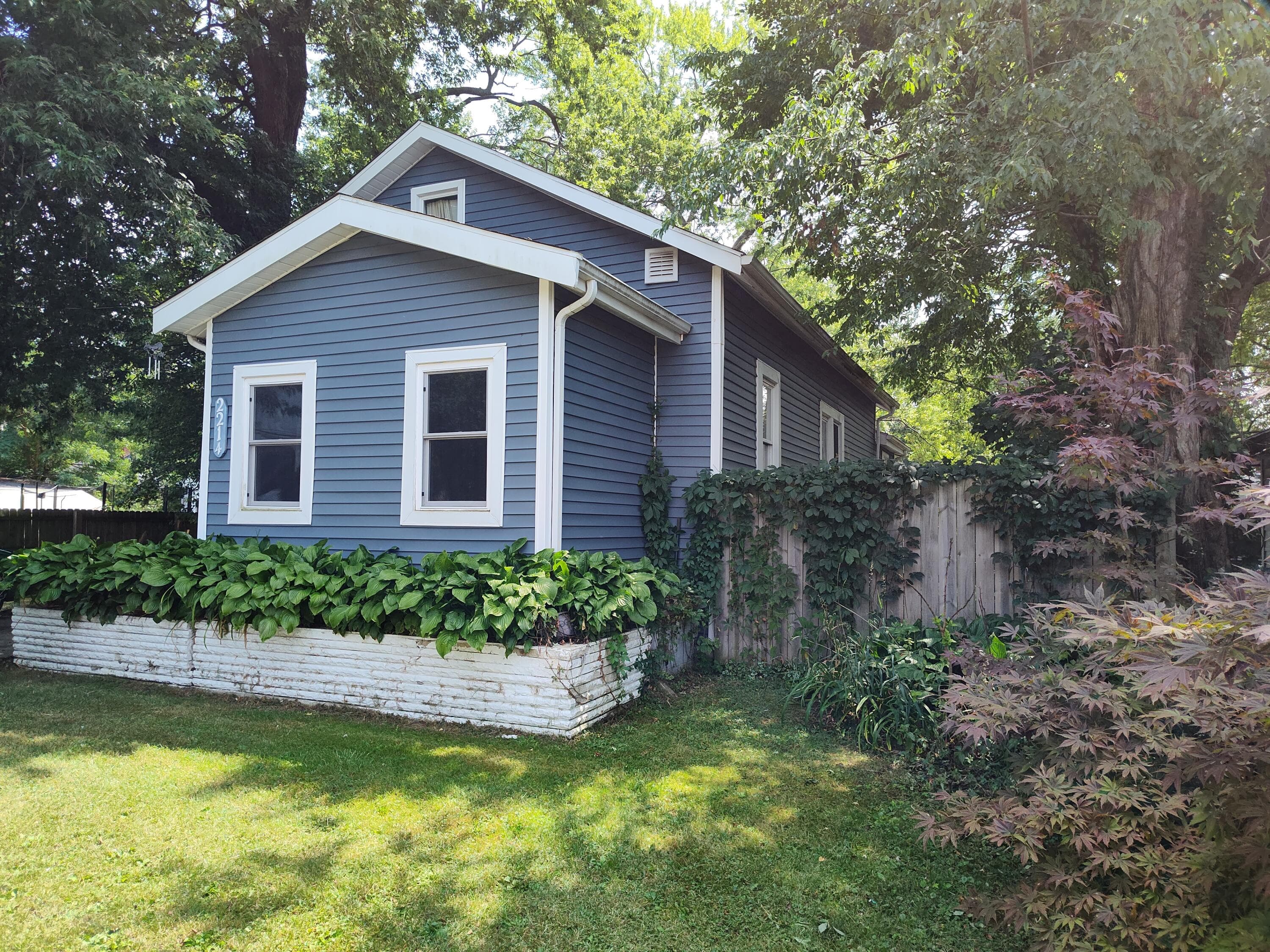 2214 Kenilworth Kalamazoo MI 49048