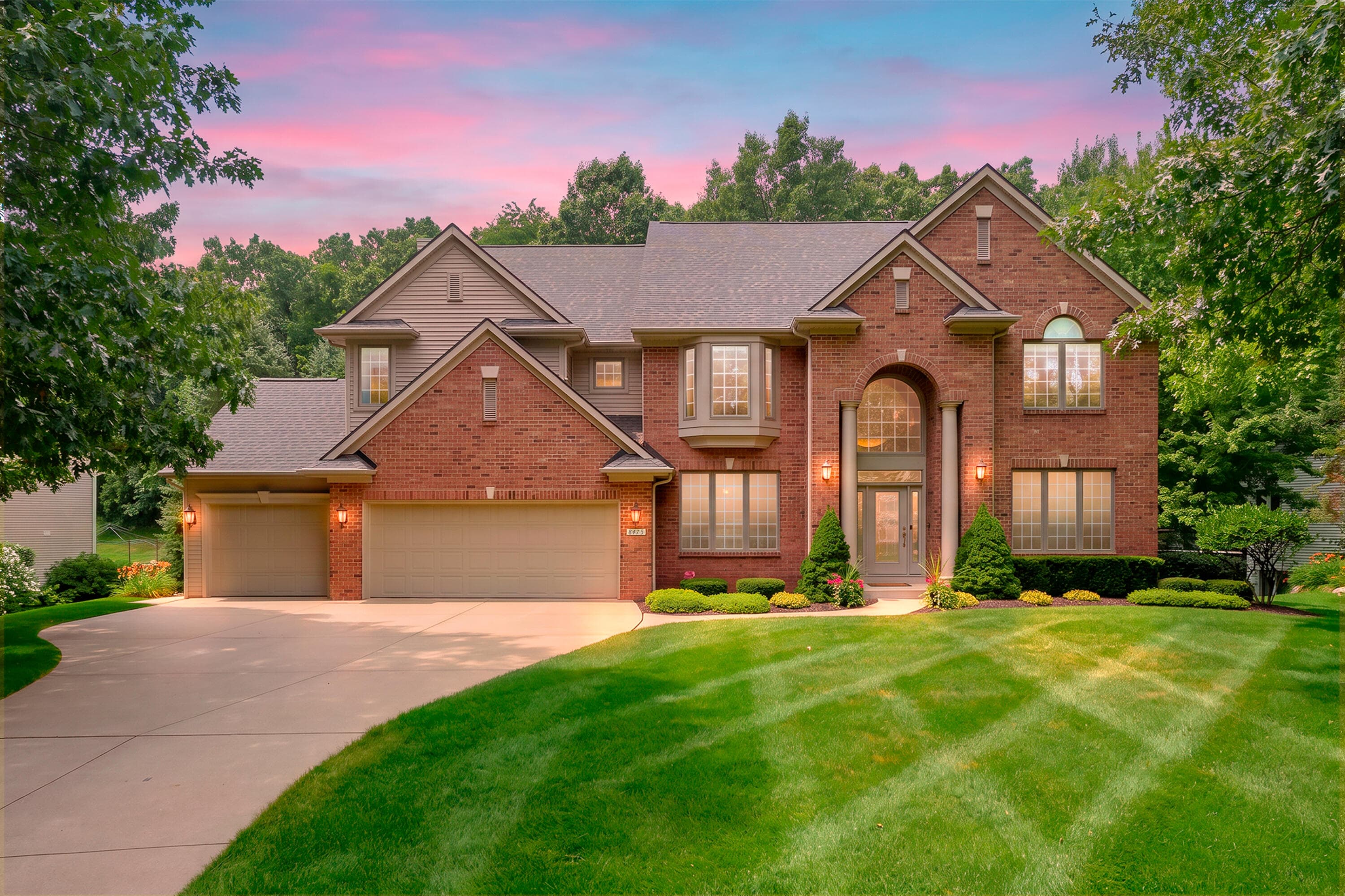 8475 Parkstone Mattawan MI 49071
