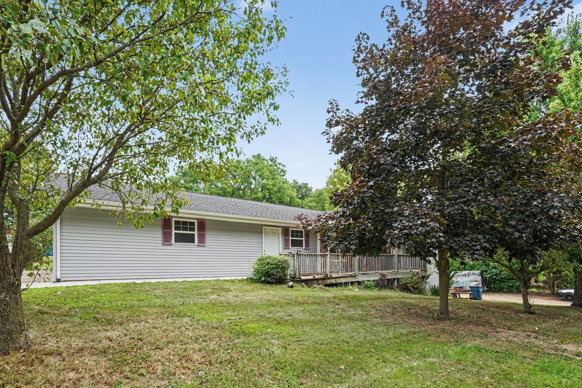 1946 Nazareth Kalamazoo MI 49048