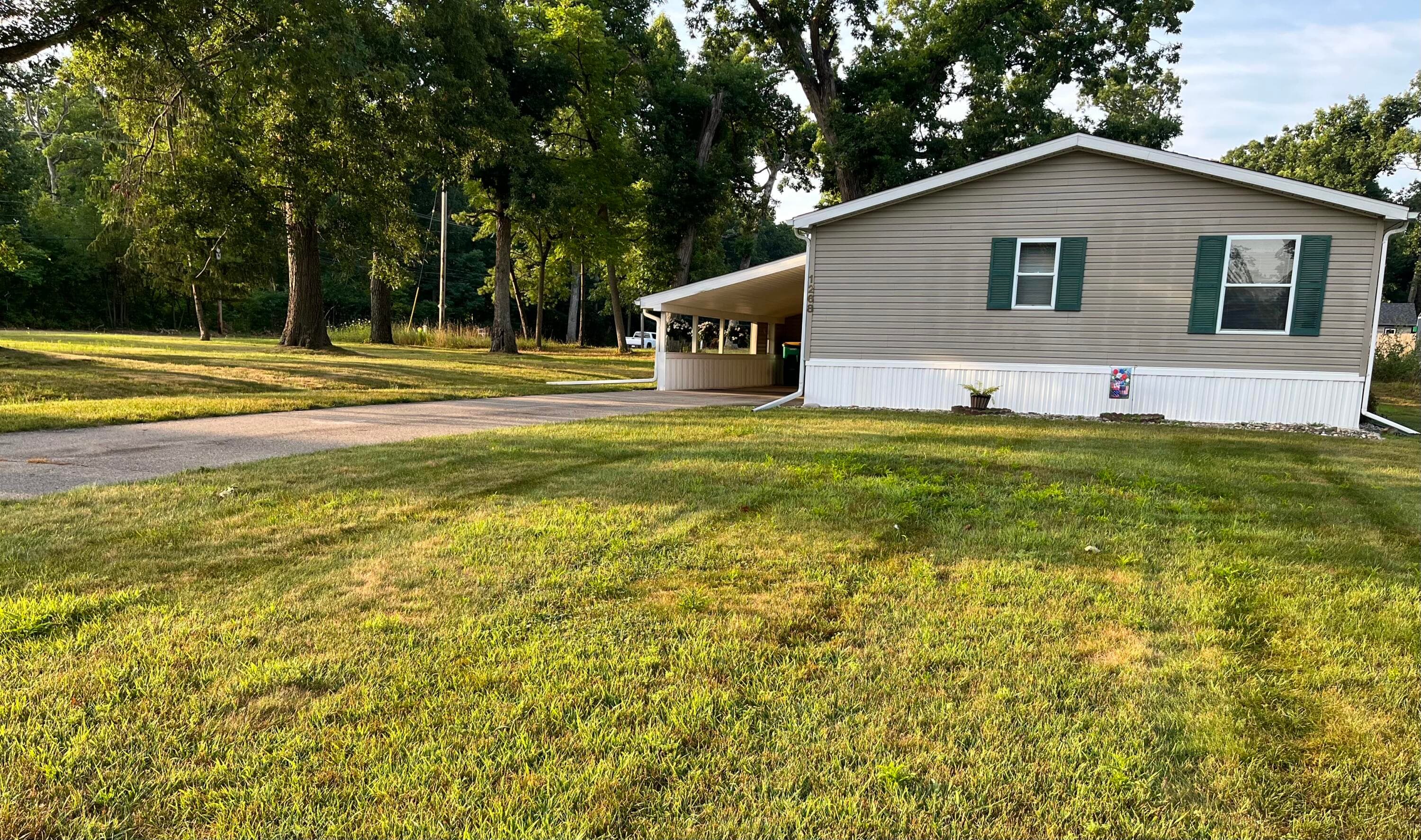 1268 Oak Brook Portage MI 49002