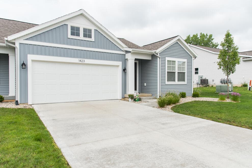 1423 Village Kalamazoo MI 49009
