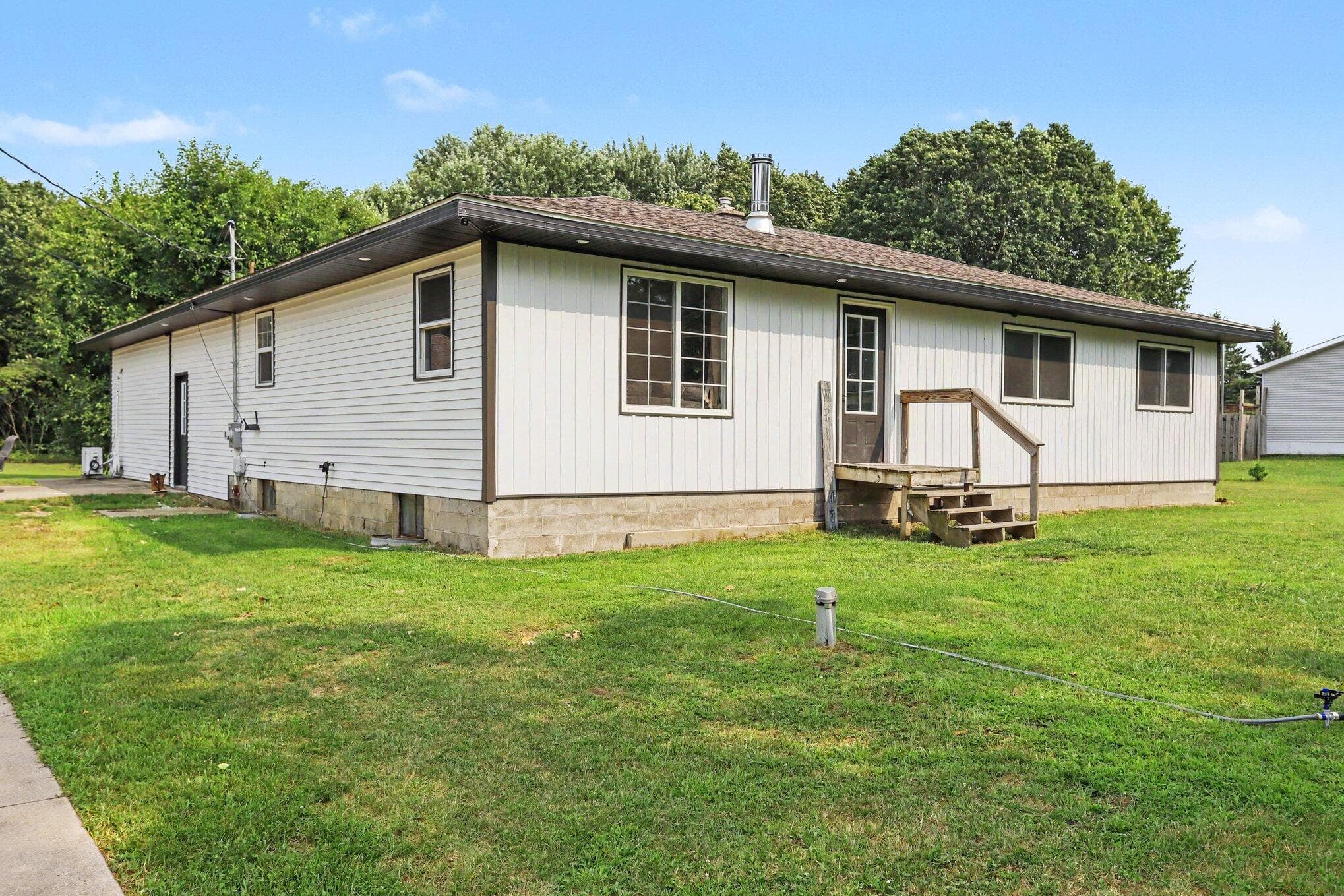 67821 29th Lawton MI 49065