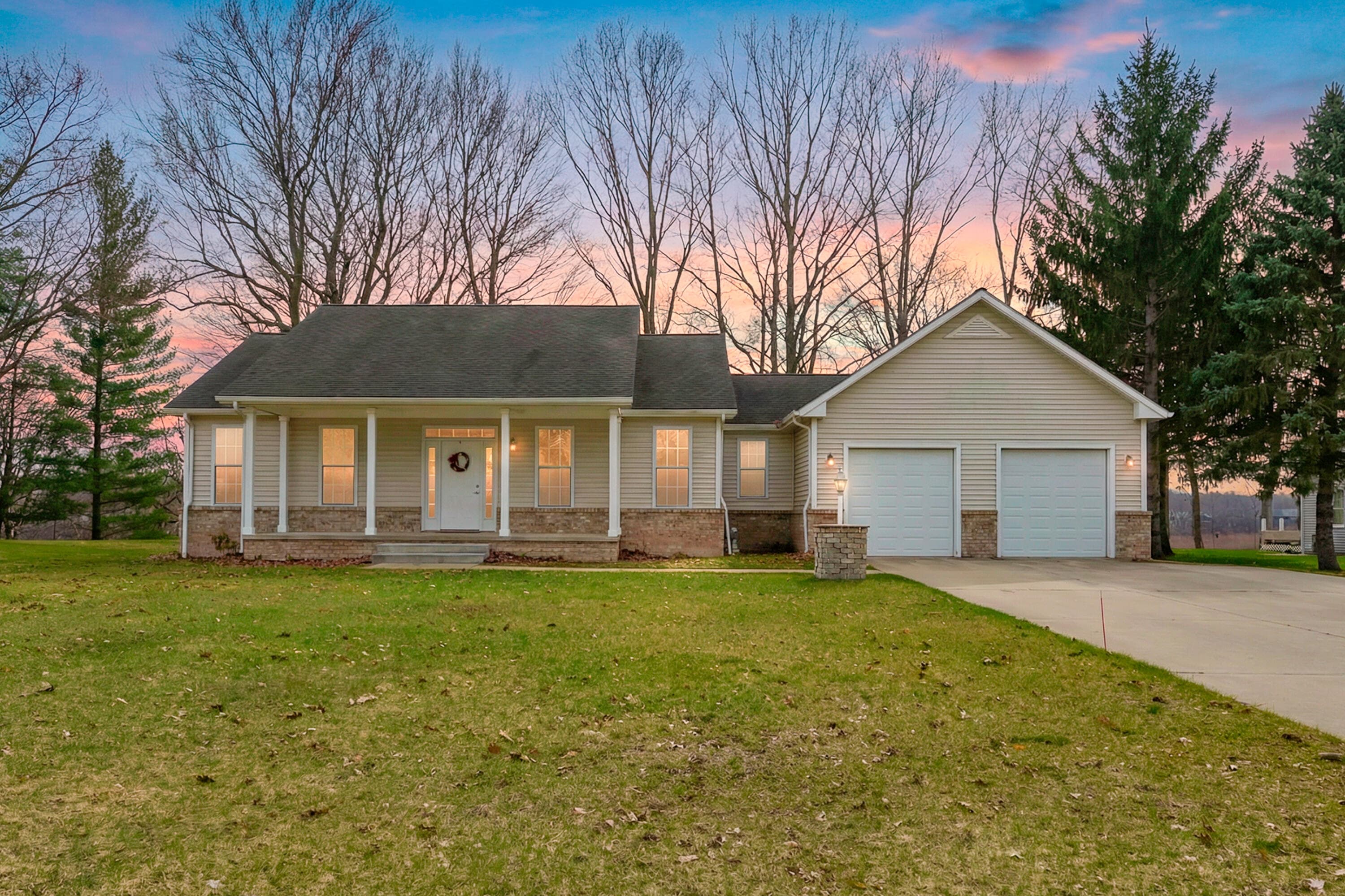 3220 Fairhaven Allegan MI 49010