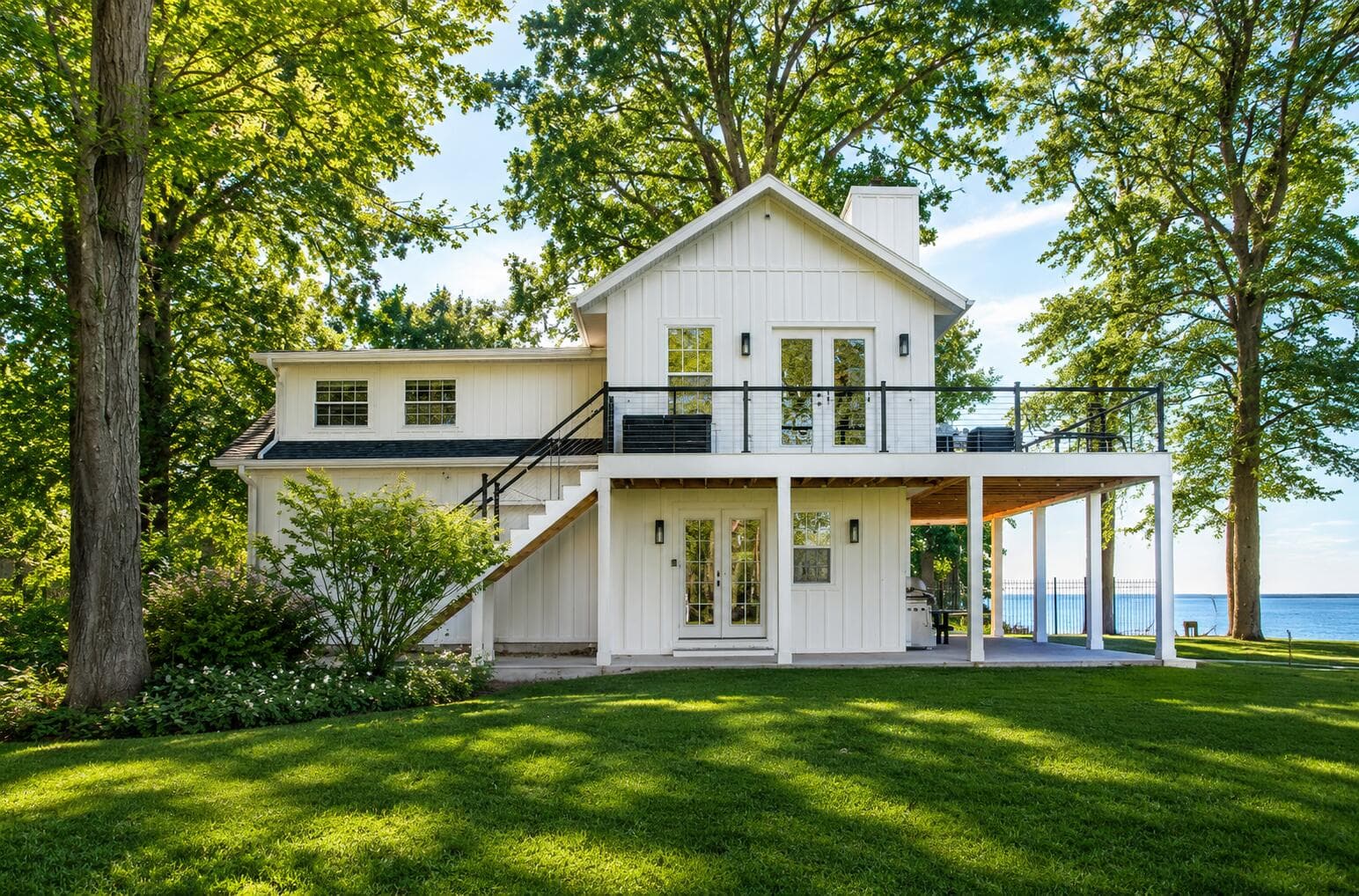 1722 Lake Michigan Fennville MI 49408