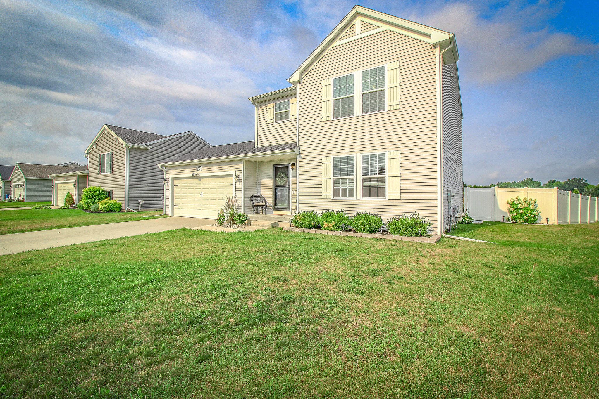 1742 Burr Pond Vicksburg MI 49097