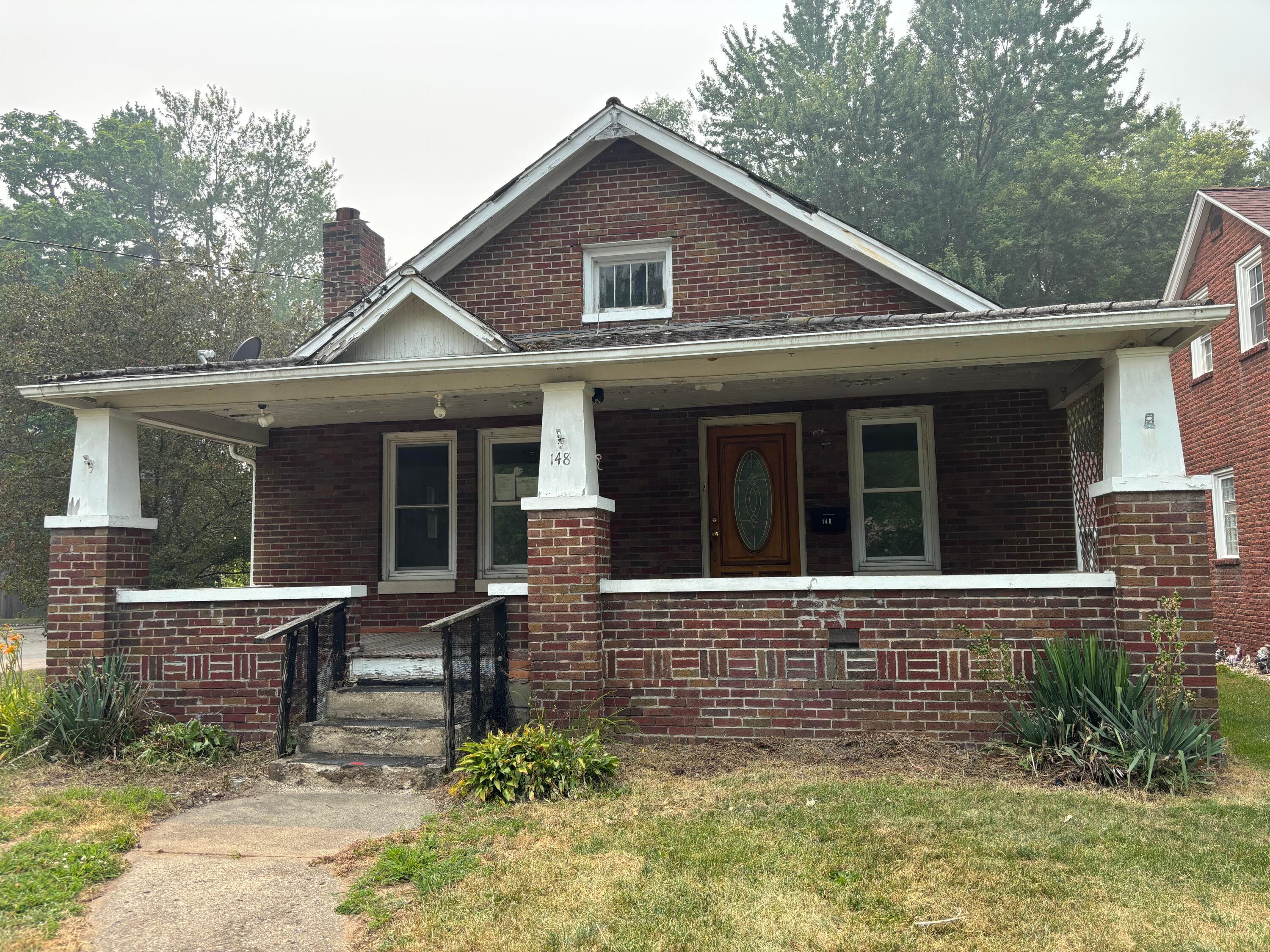 Primary property photo