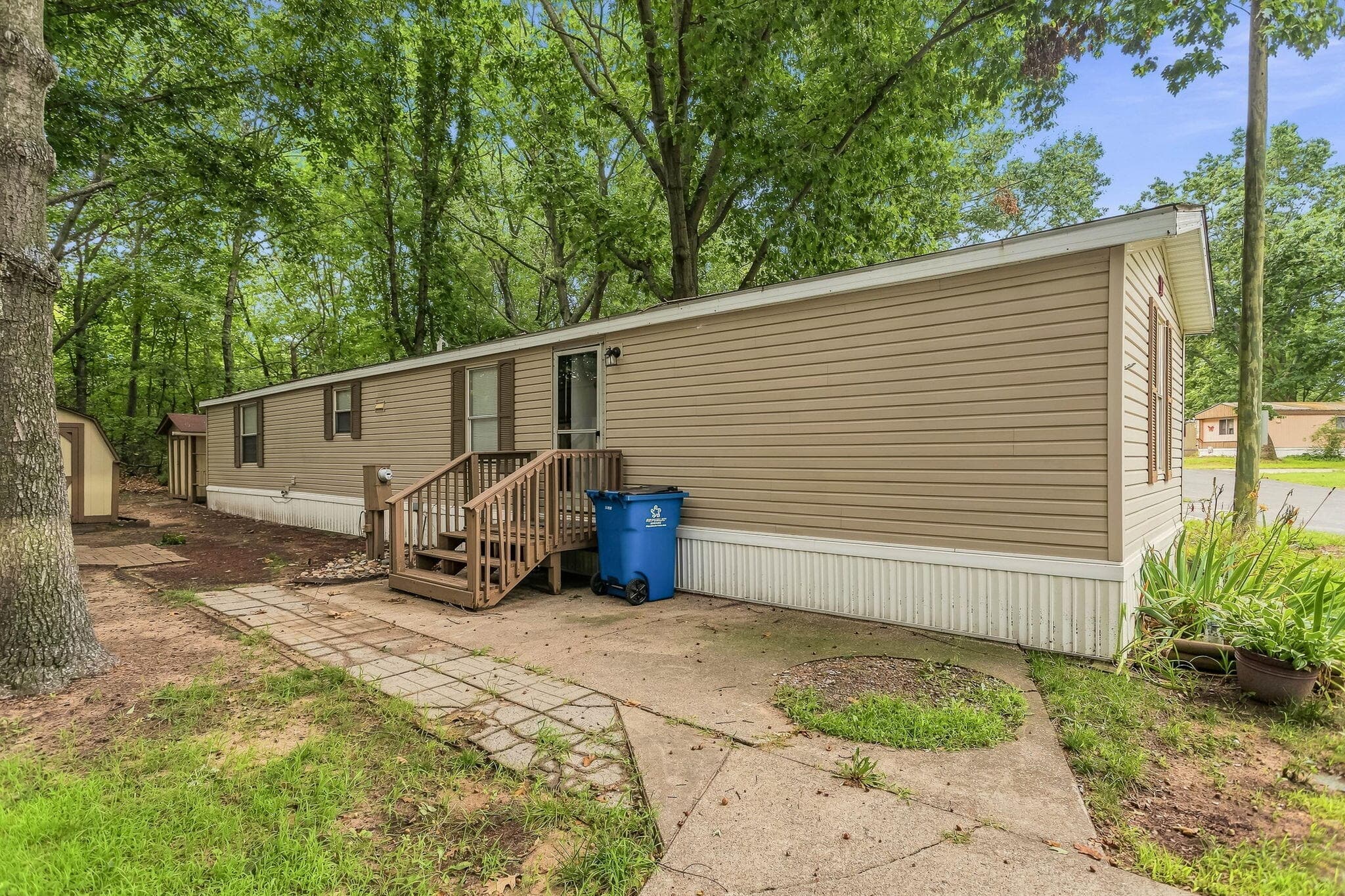 Primary property photo