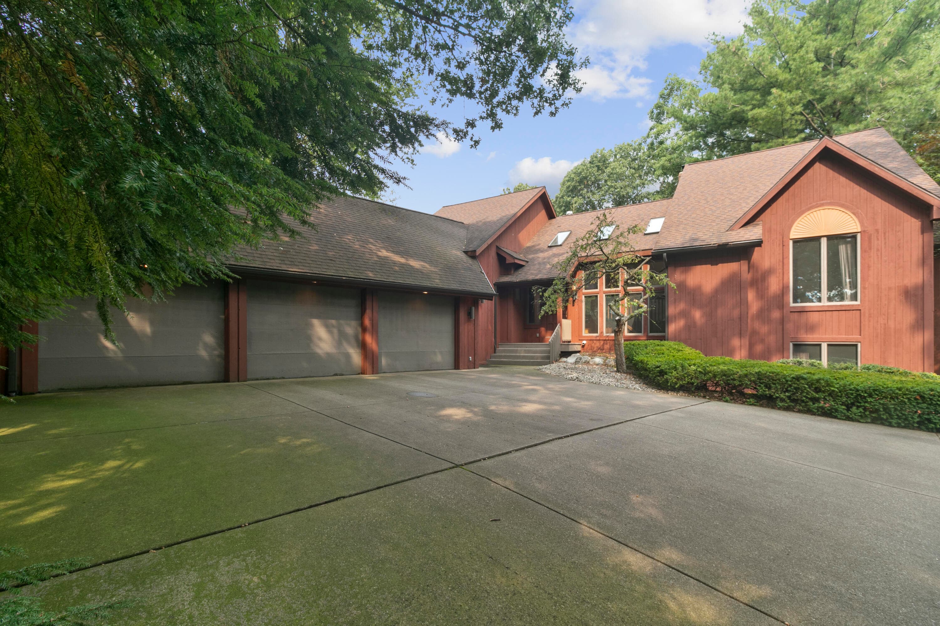 4282 Squire Heath Portage MI 49024