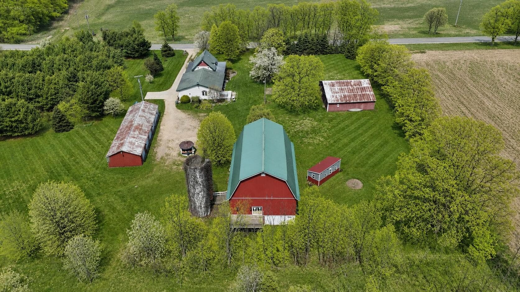 11481 Cressey Plainwell MI 49080