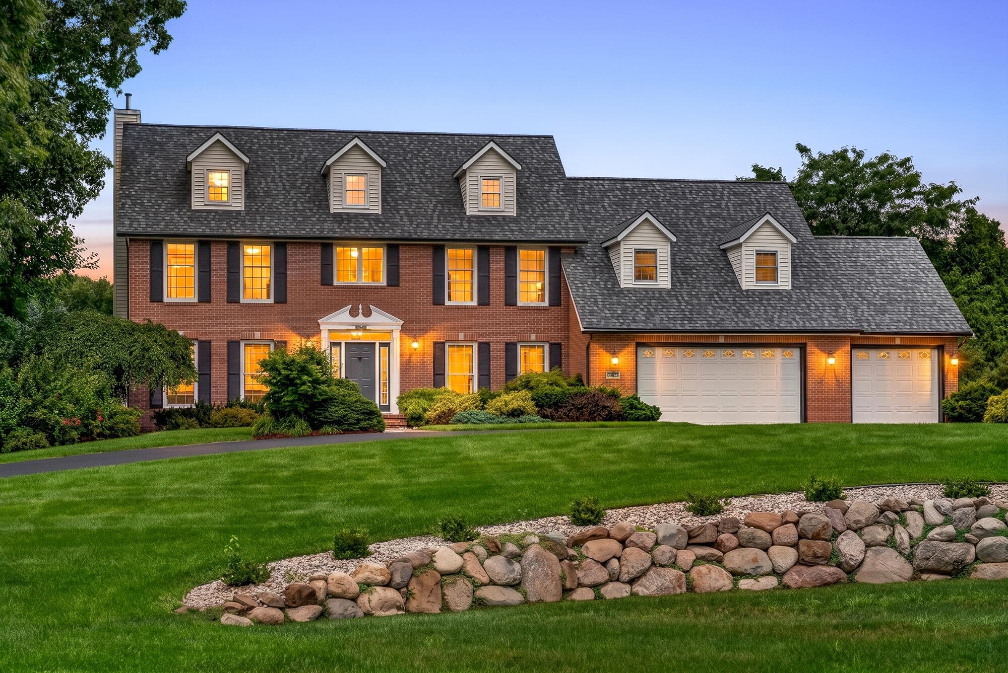 60625 Valley View Mattawan MI 49071