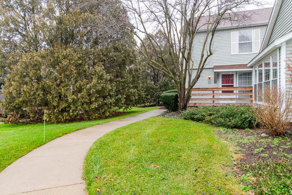 2369 Quail Run Kalamazoo MI 49009