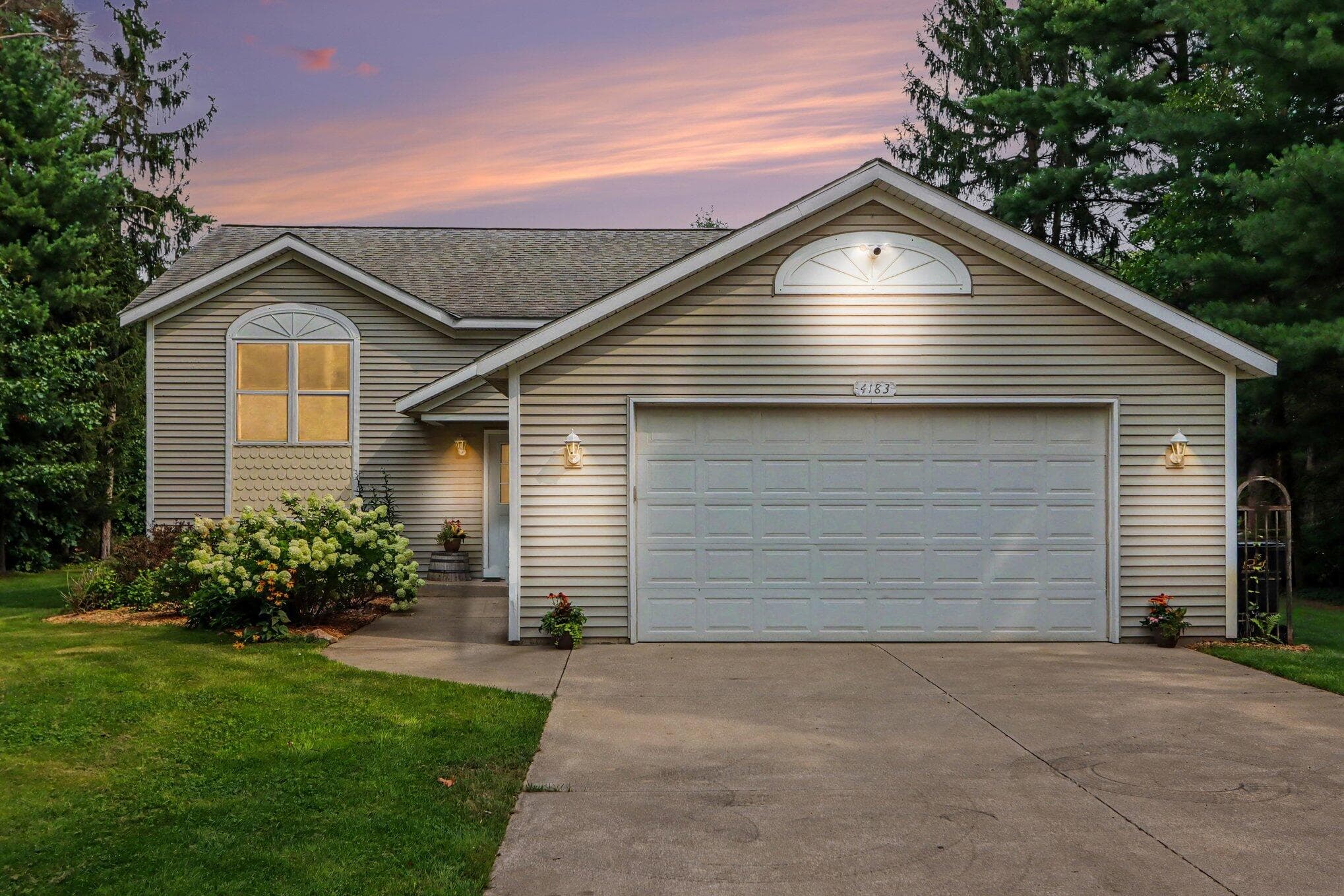 4183 Monroe Allegan MI 49010