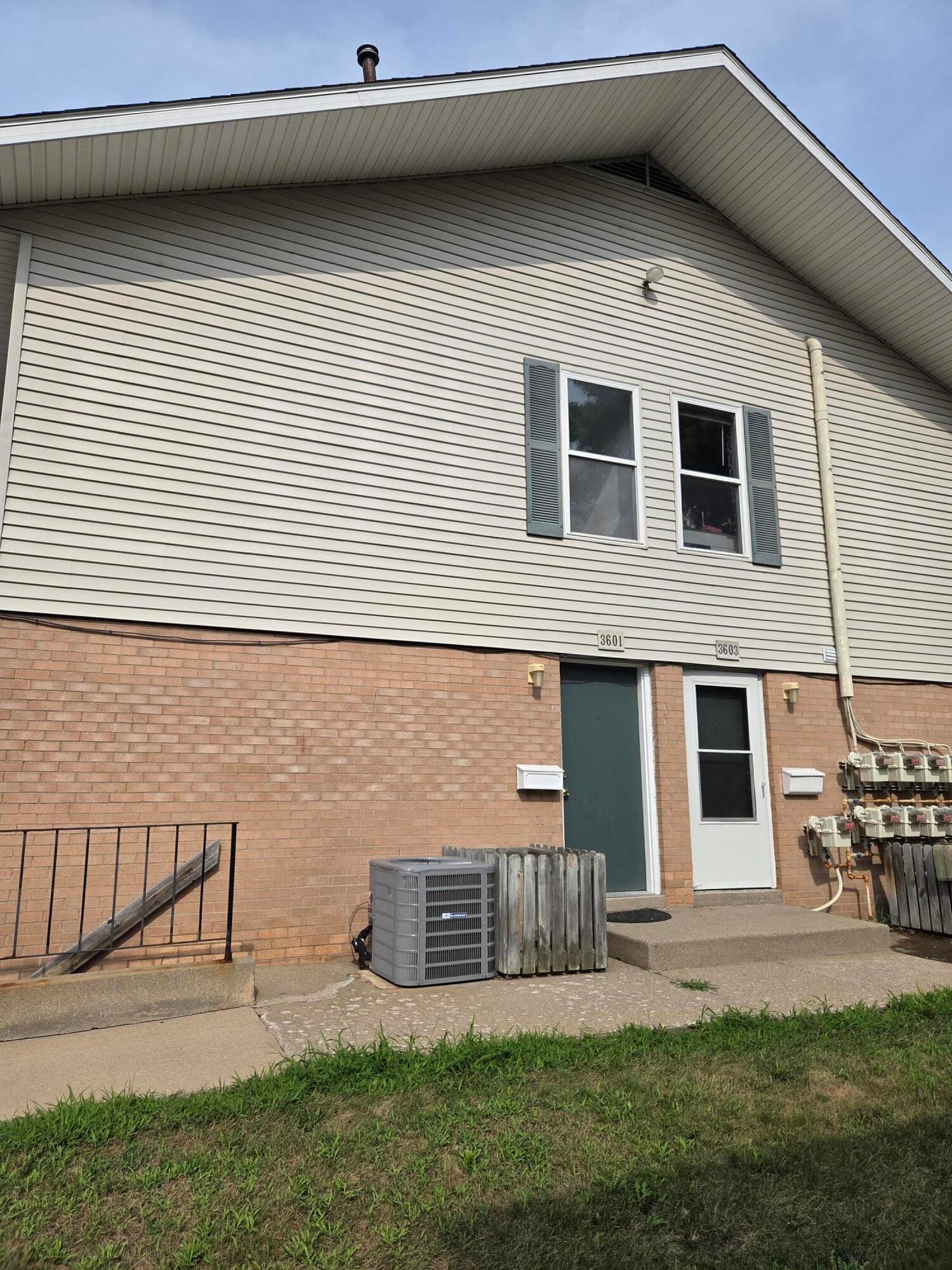 3601 Kenbrooke Kalamazoo MI 49006