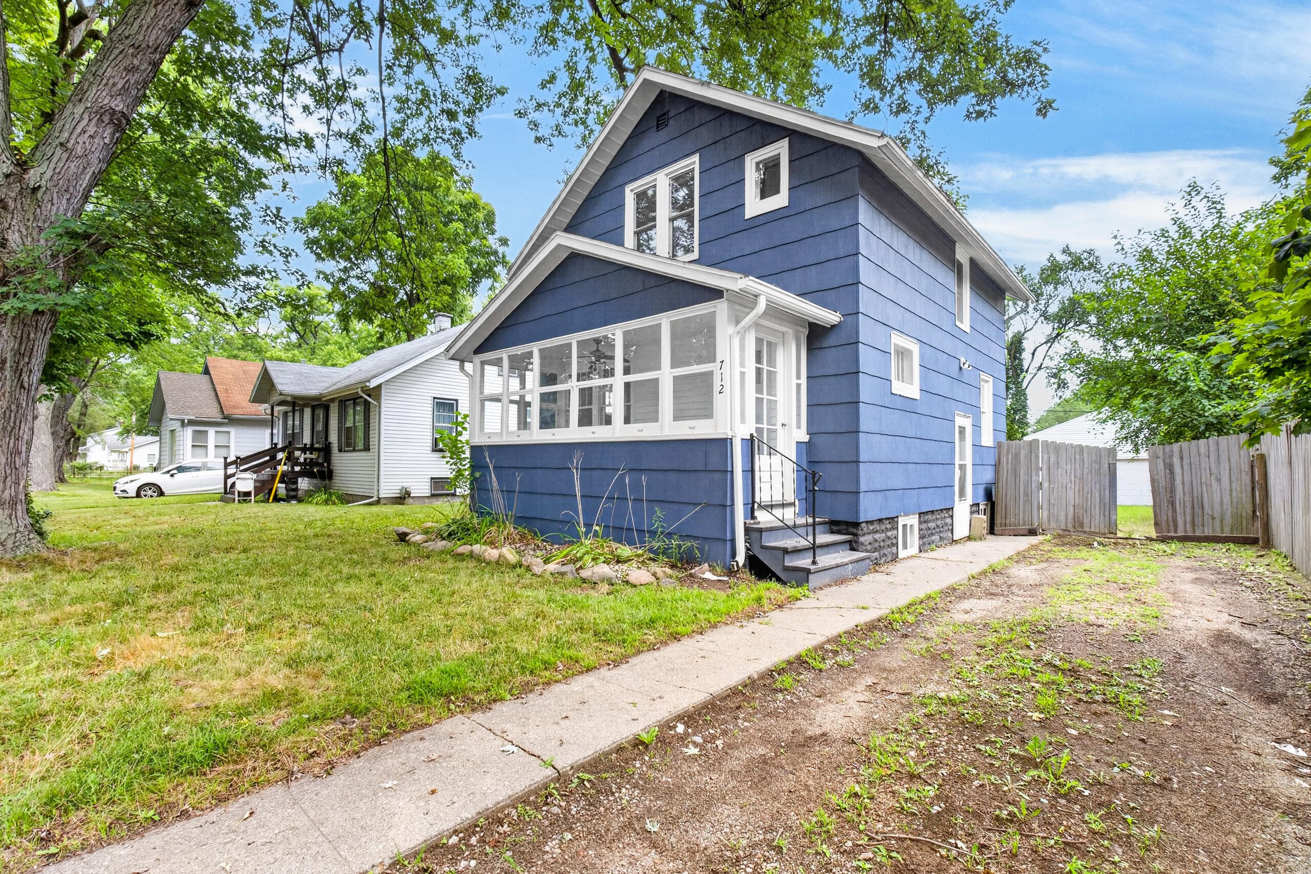 712 Fenimore Kalamazoo MI 49048
