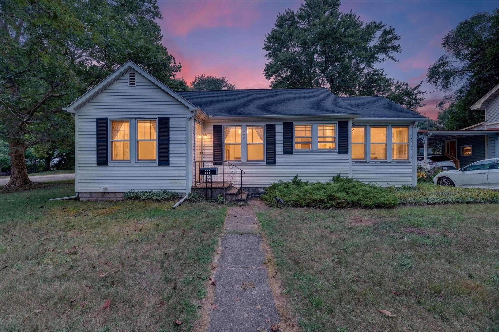 Primary property photo