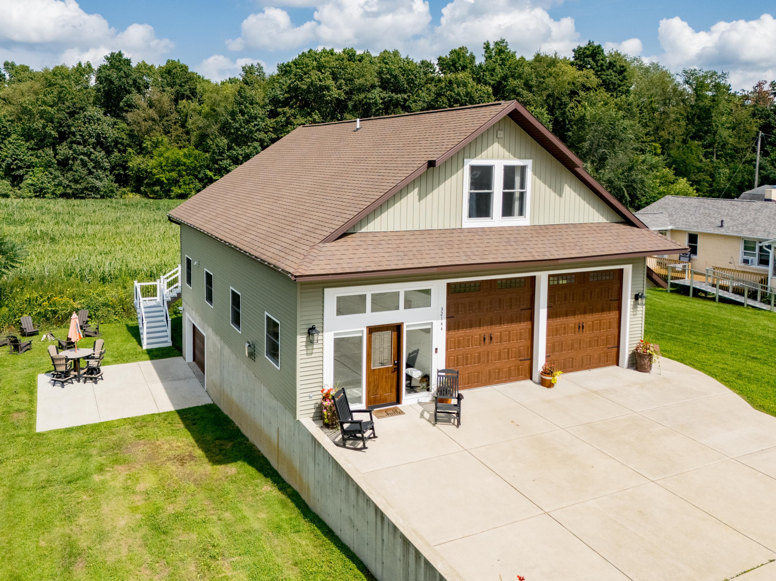 32144 Chamberlin Lawton MI 49065