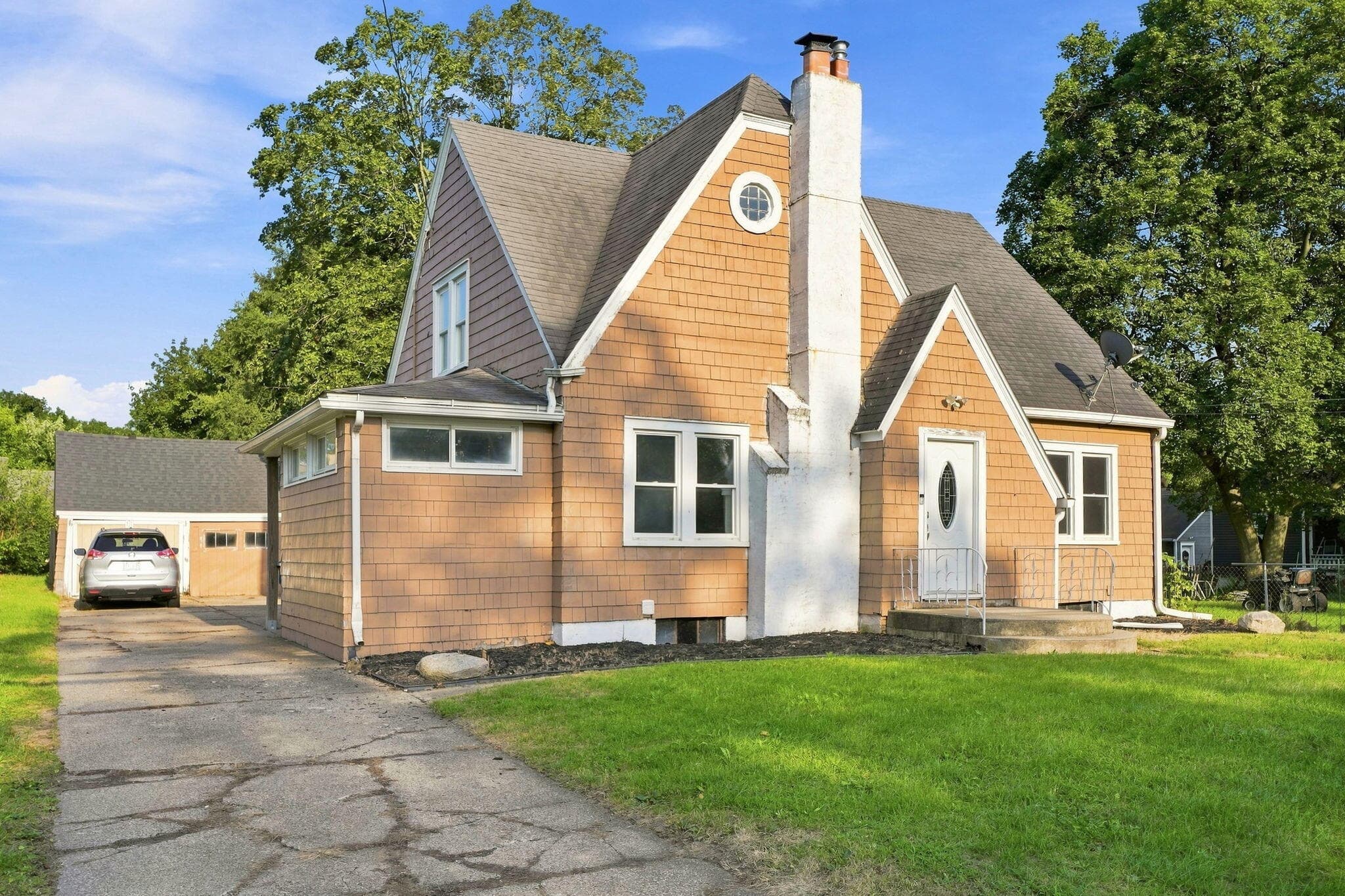 Property photo 2