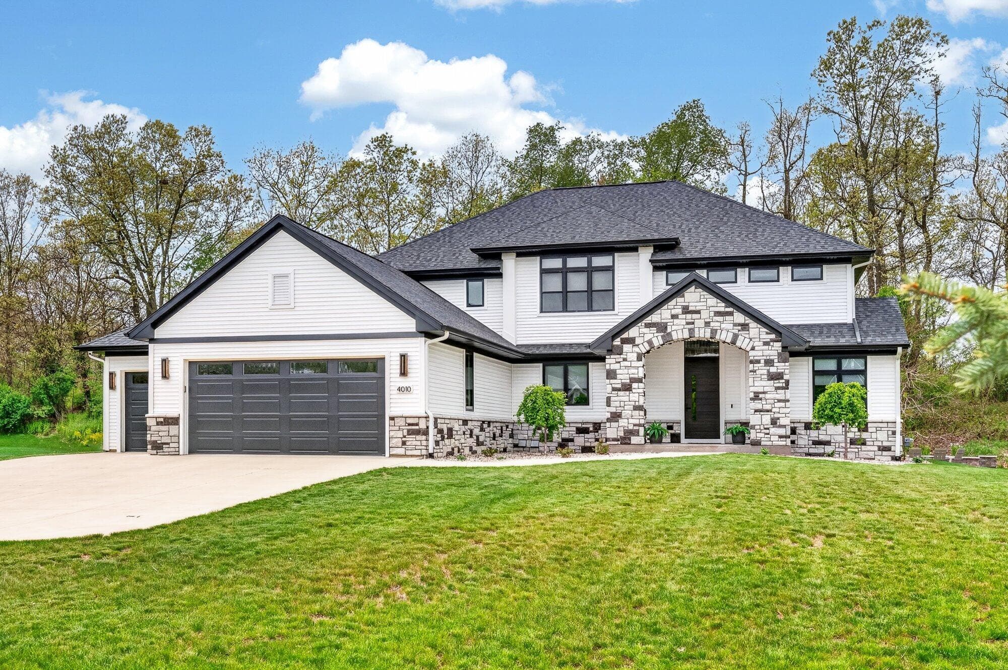 4010 Hollow Wood Portage MI 49024