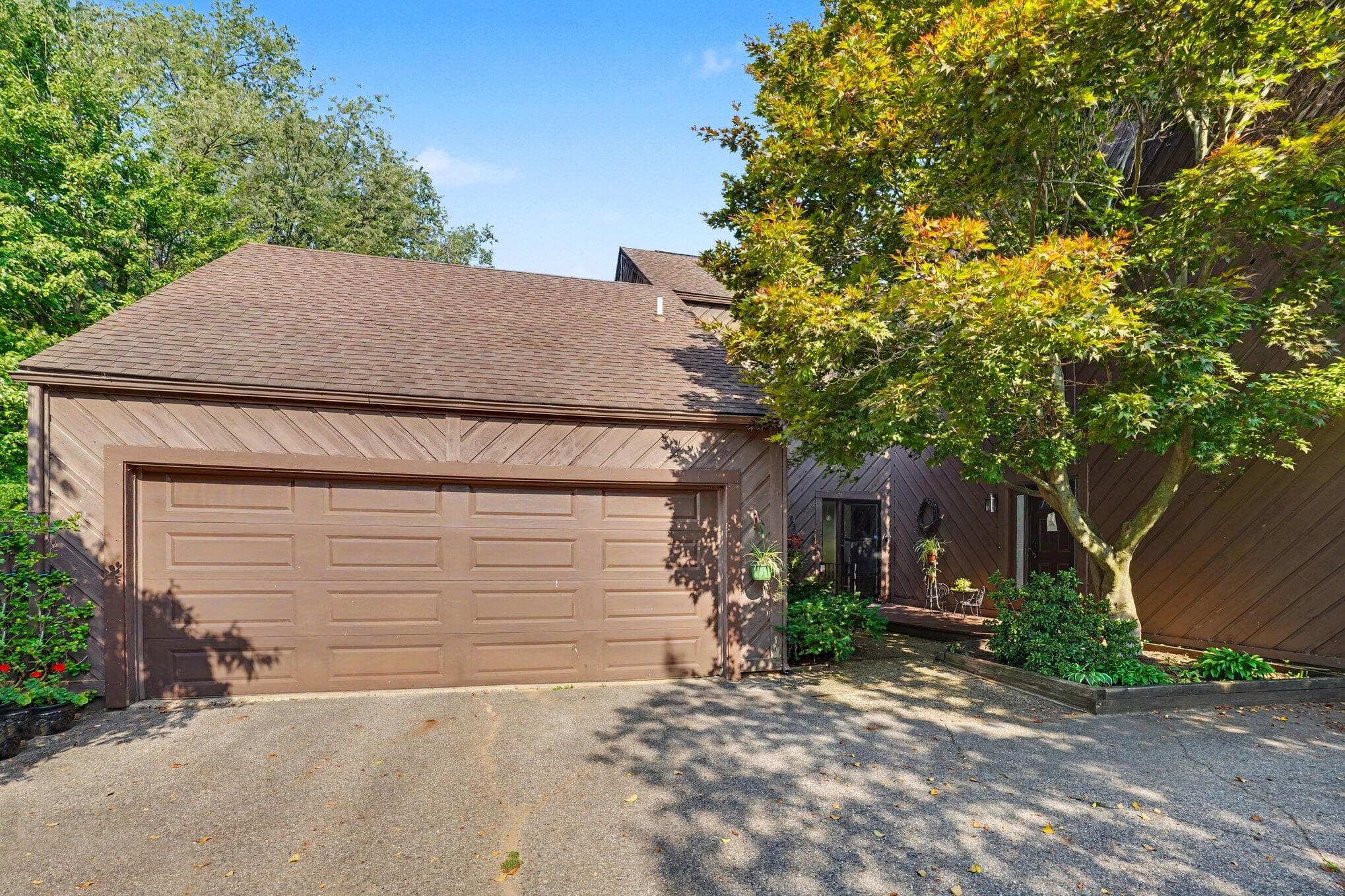 271 Fairway Plainwell MI 49080